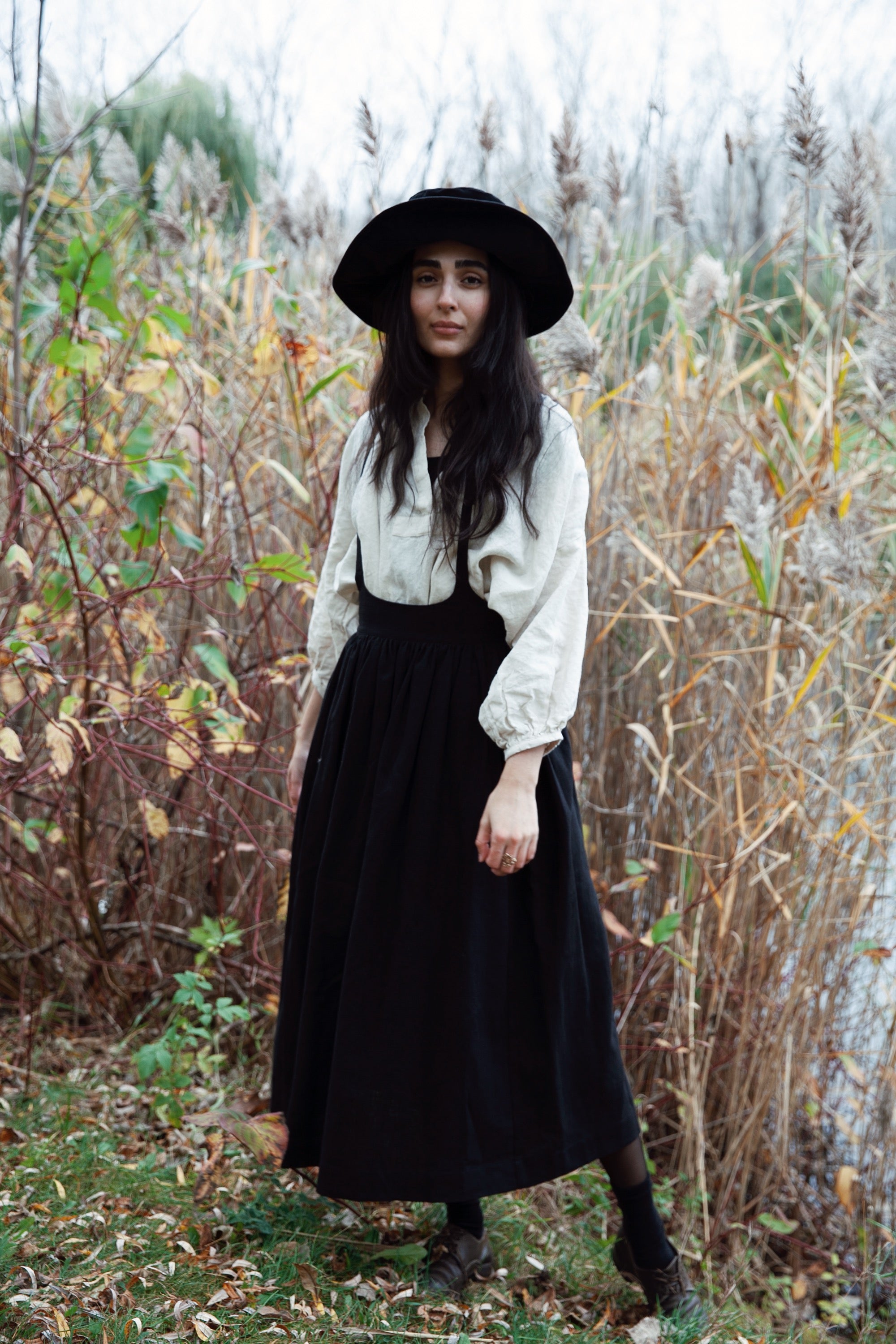 Ursula Skirt - Black Linen