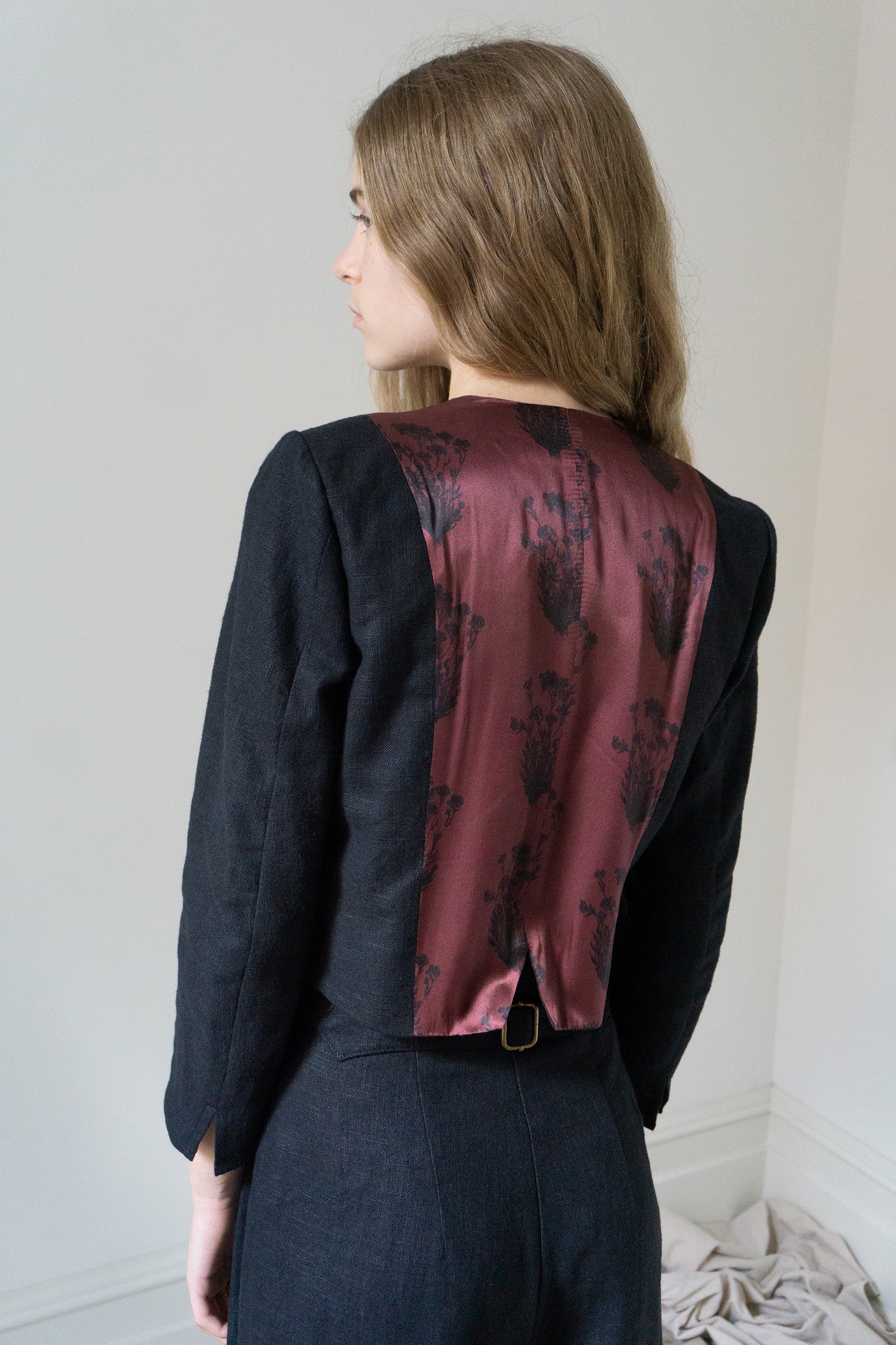 Apolline Linen Jacket - Black