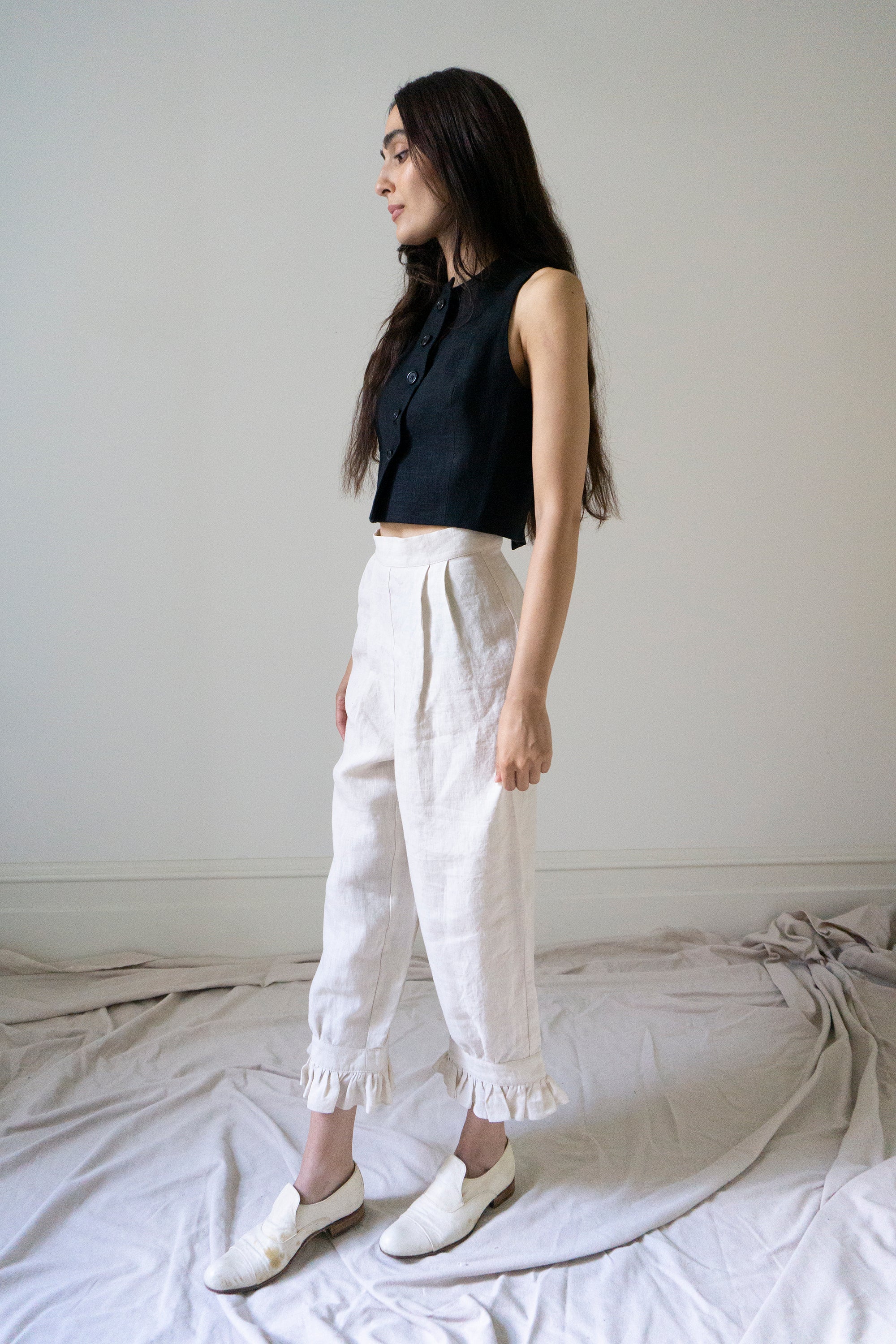 Tove Linen Waistcoat - Black