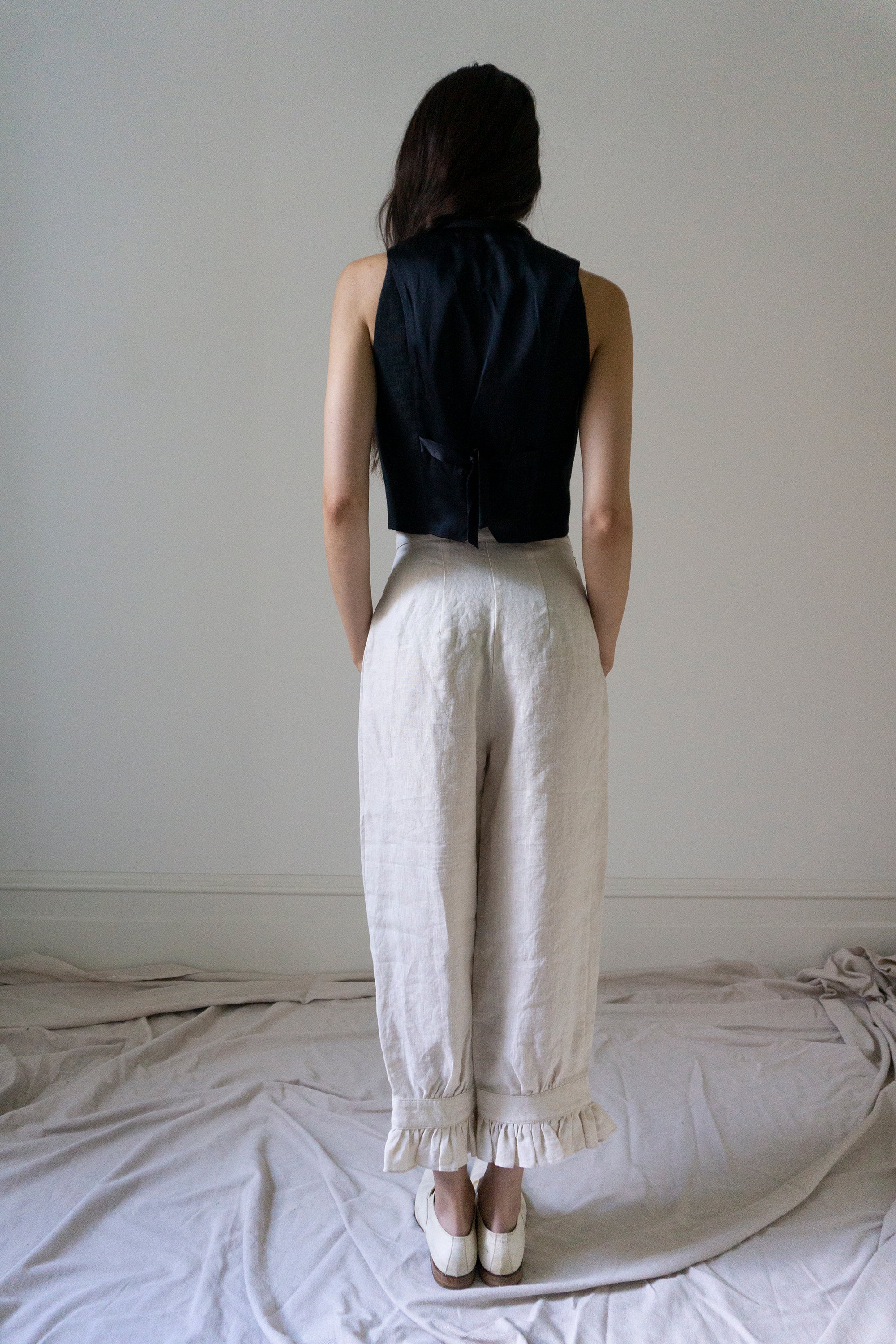 Tove Linen Waistcoat - Black