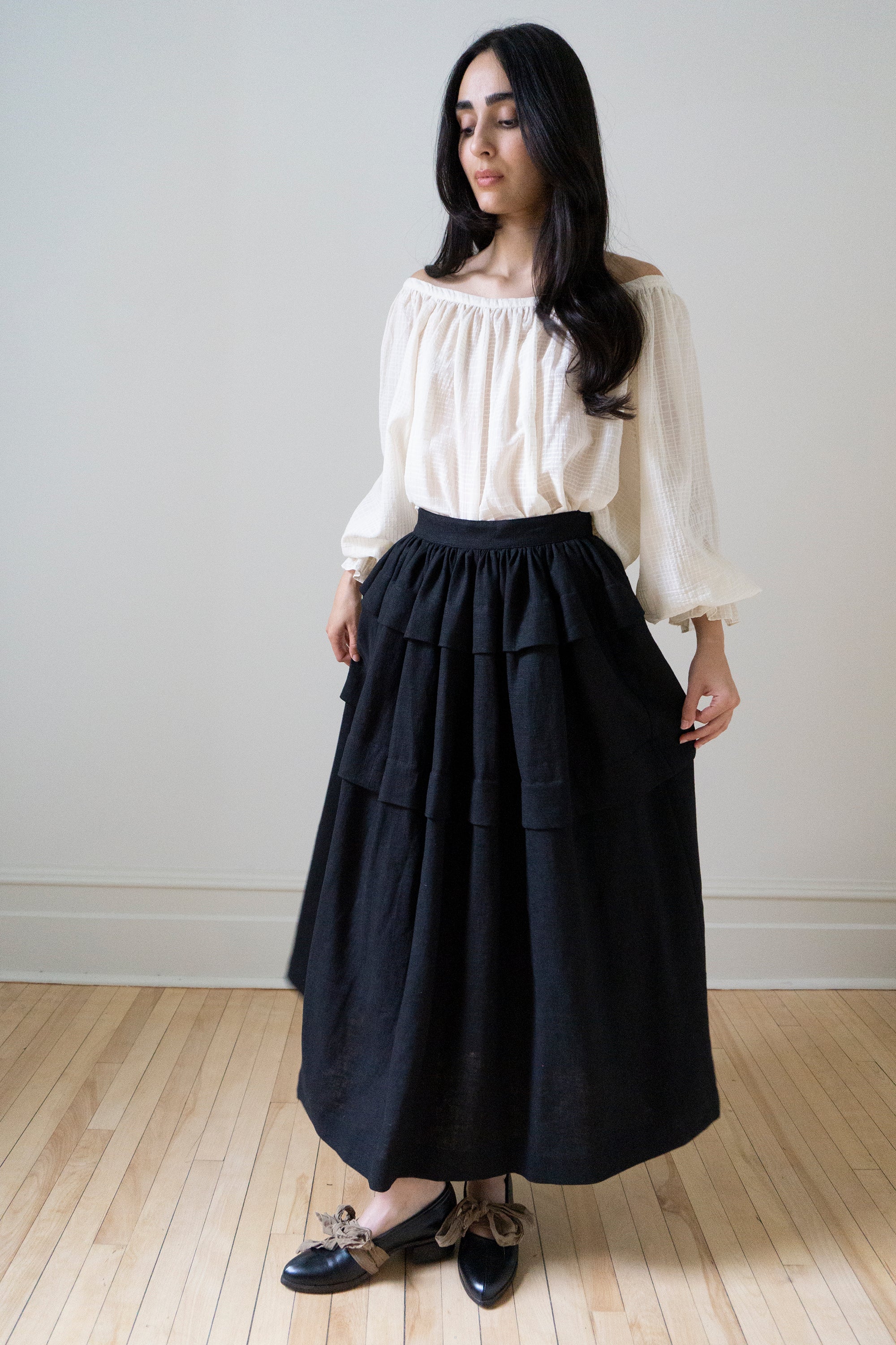 Carys Skirt - Black Linen