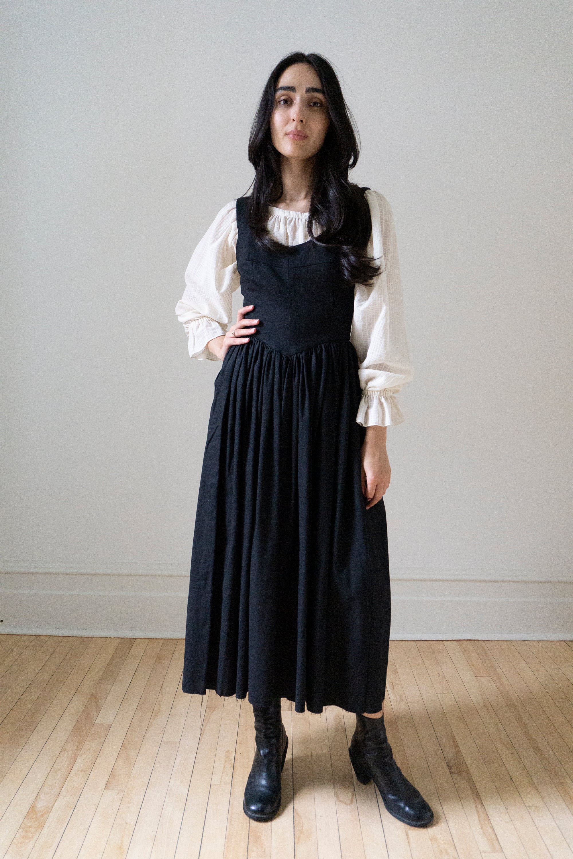 Robe Hemlock - Noir