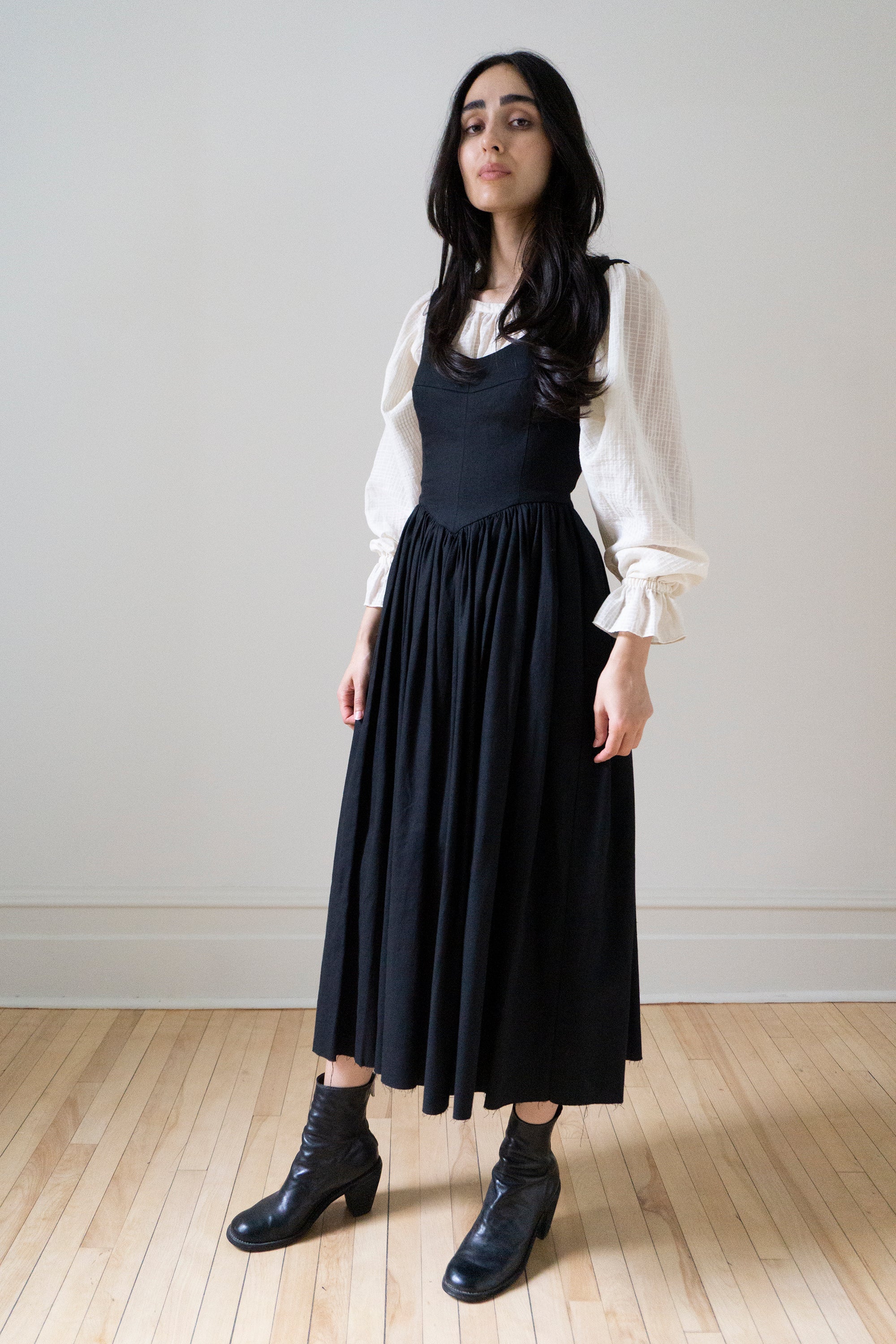 Robe Hemlock - Noir