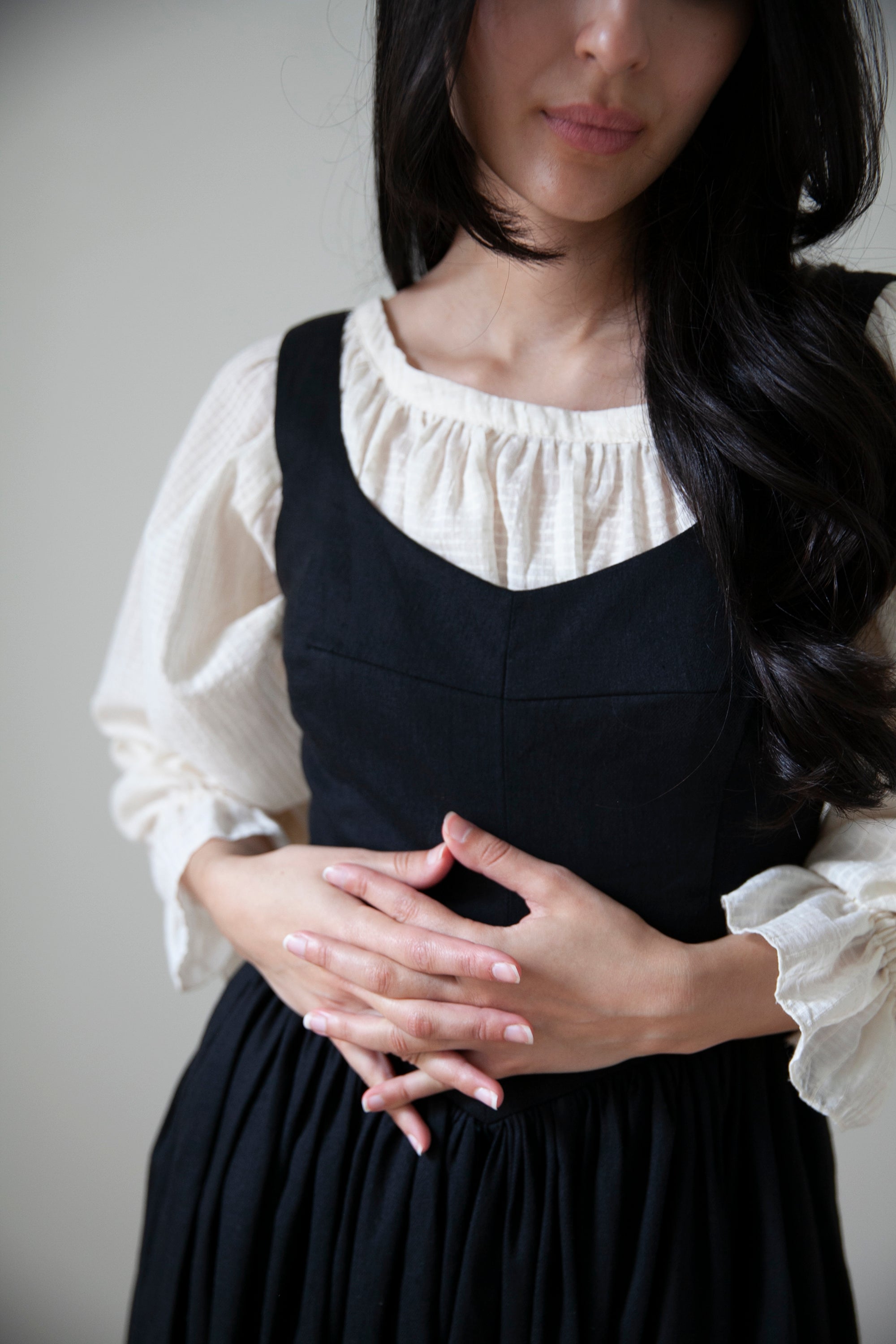 Robe Hemlock - Noir