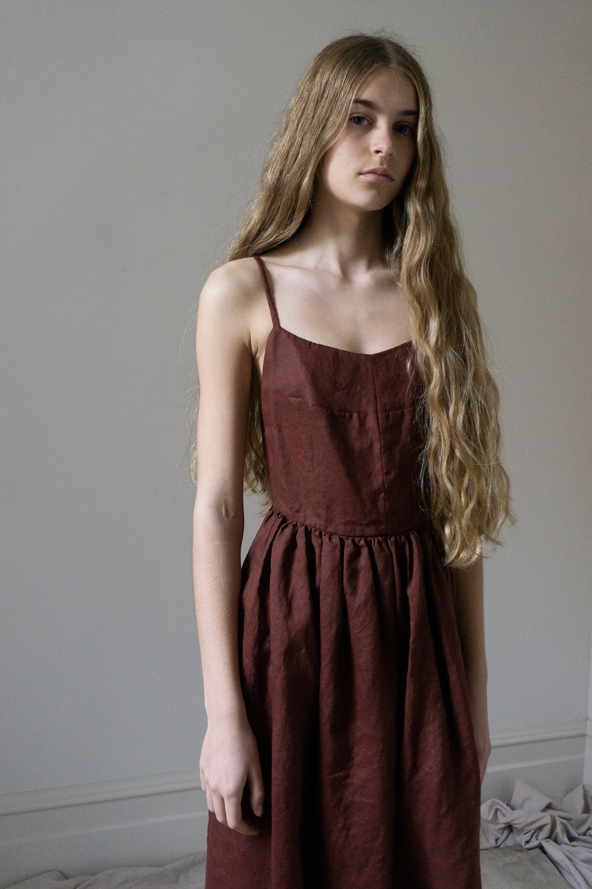 Robe en lin Mathilde - Grenade foncée