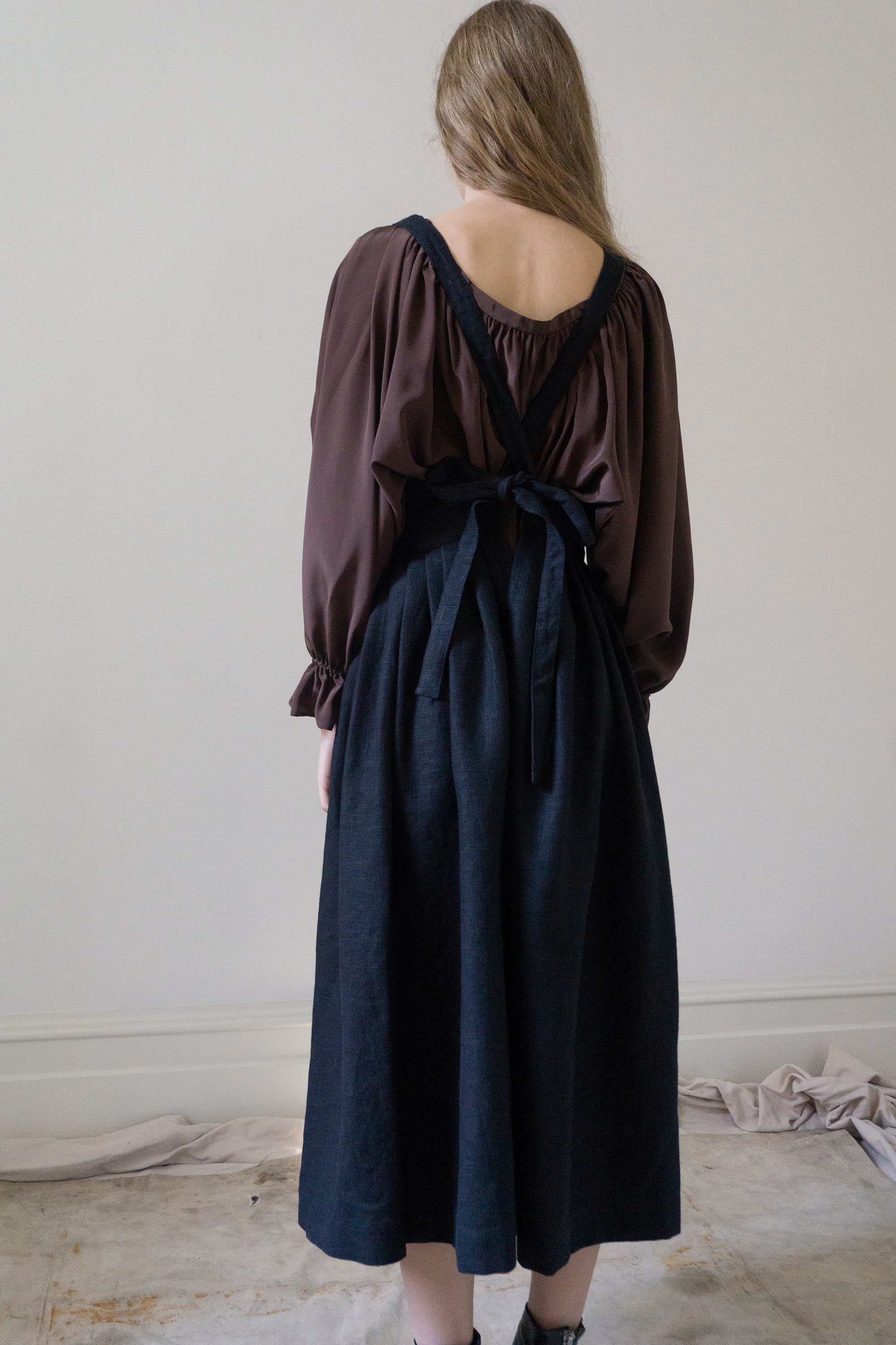 Robe Tablier Osa - Lin Noir