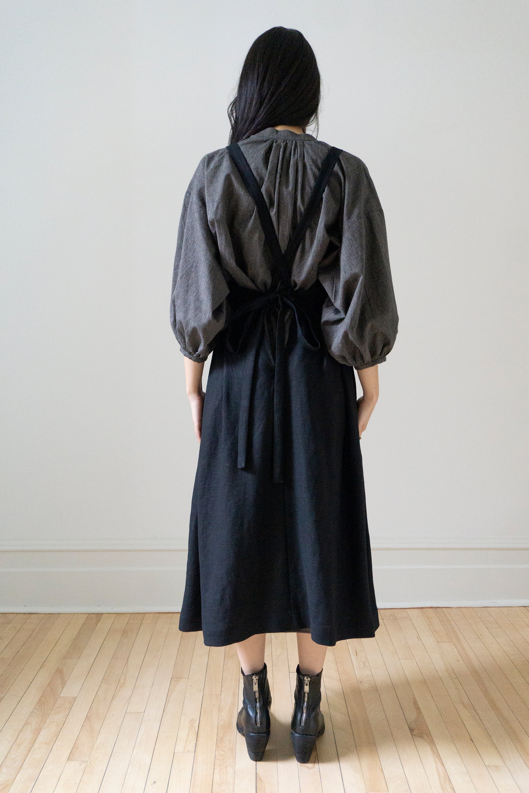 Robe Tablier Osa - Lin Noir