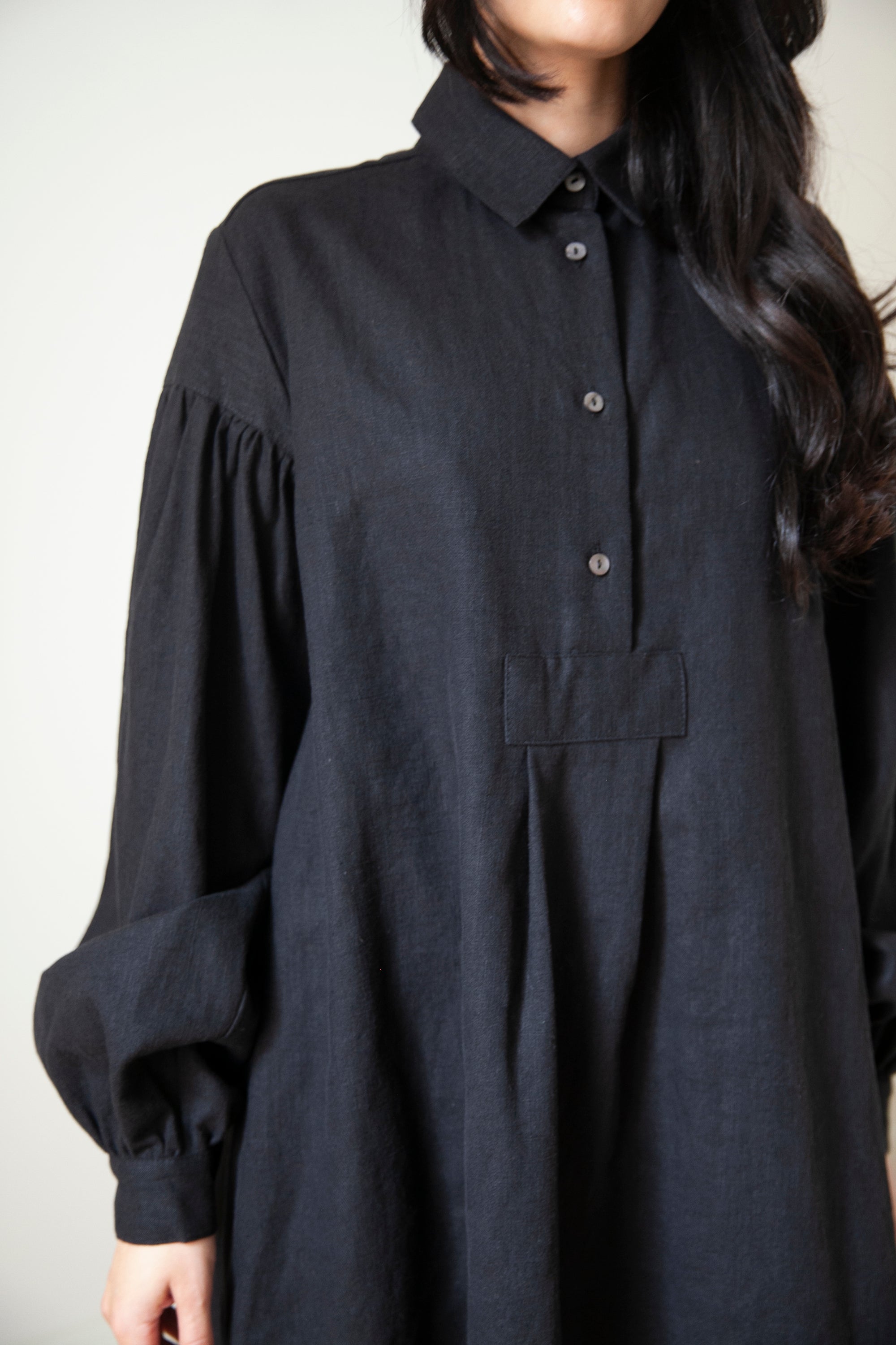 Poet Smock - Black Linen