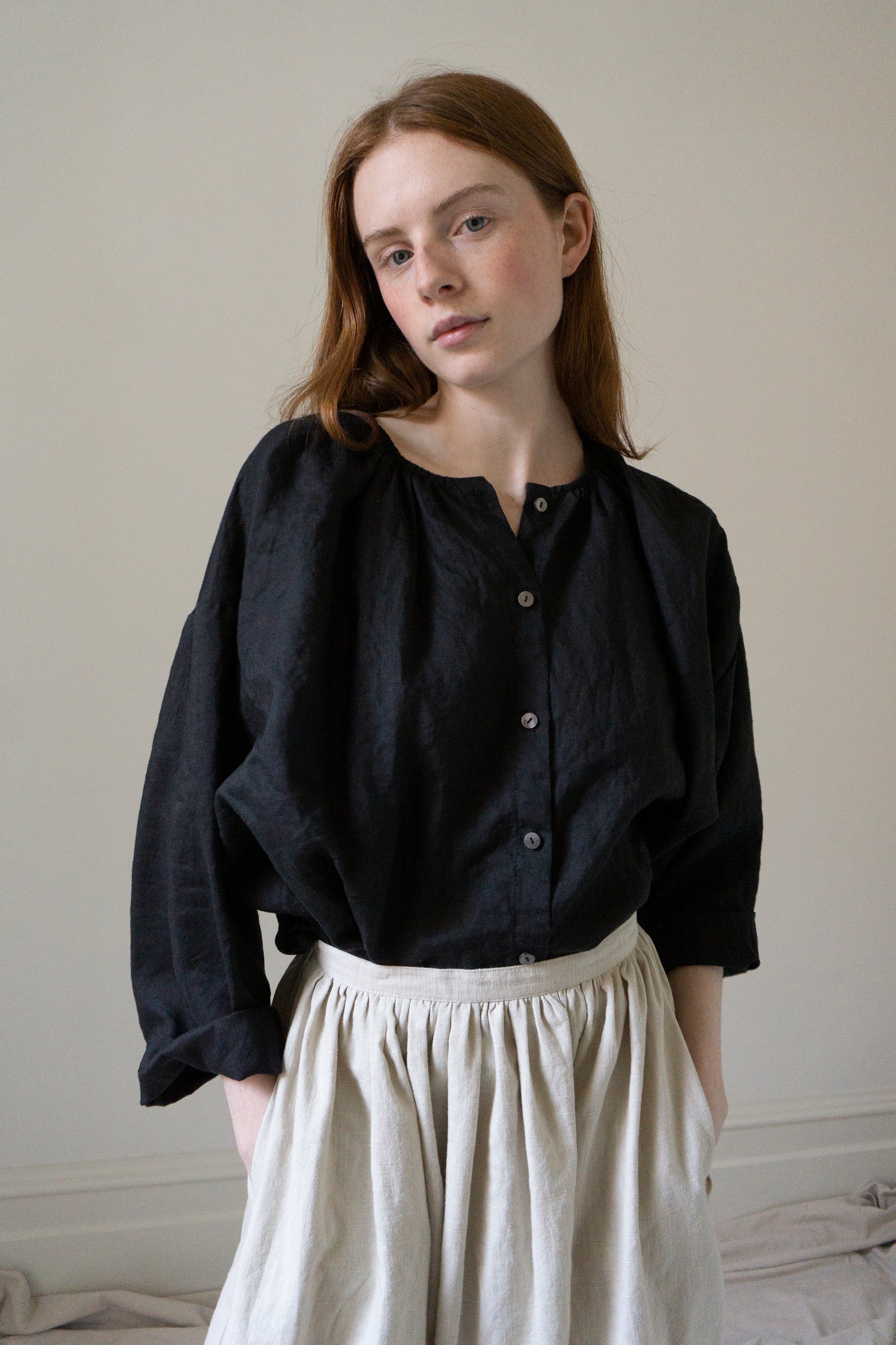 Sycamore Linen Shirt- Black