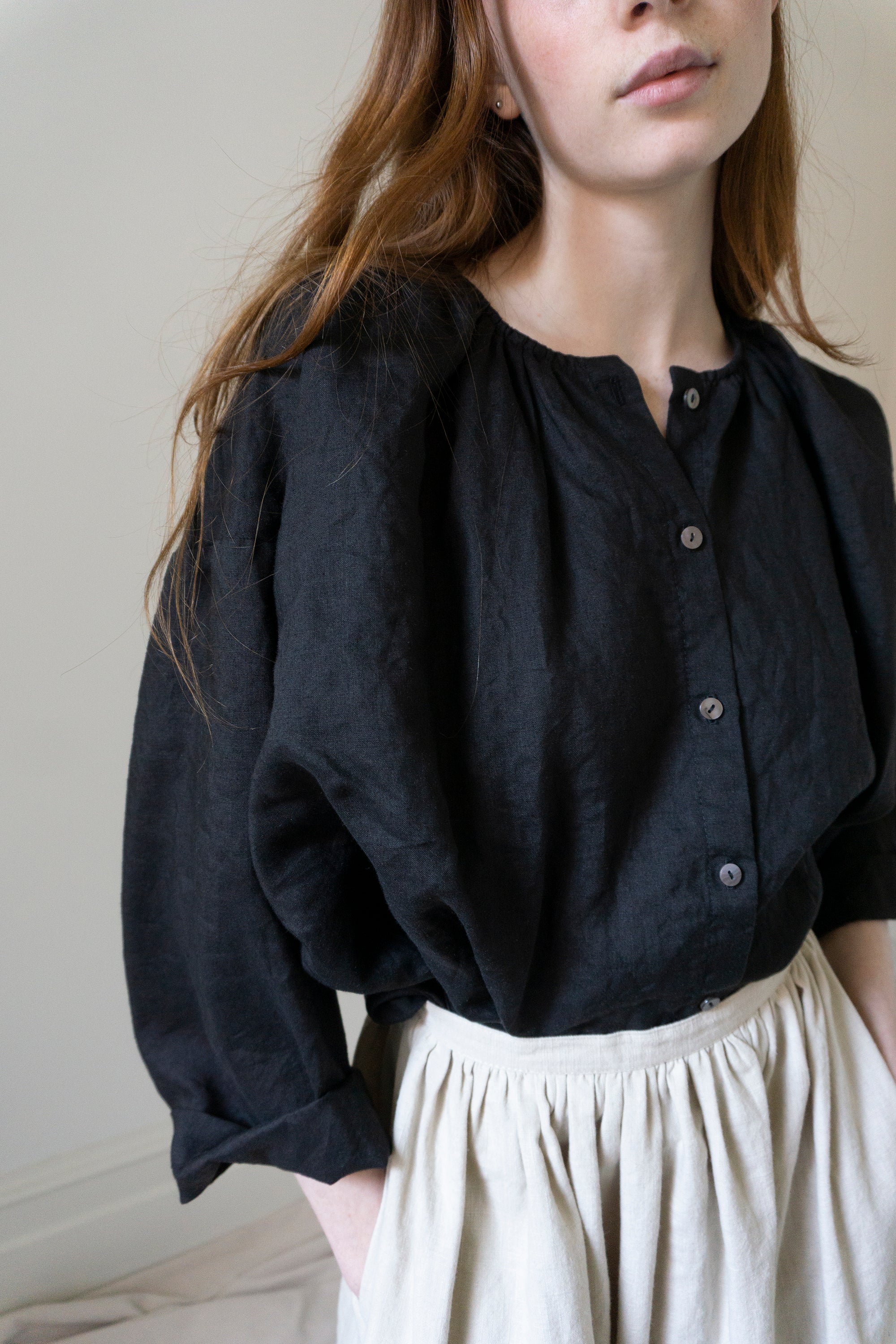 Sycamore Linen Shirt- Black