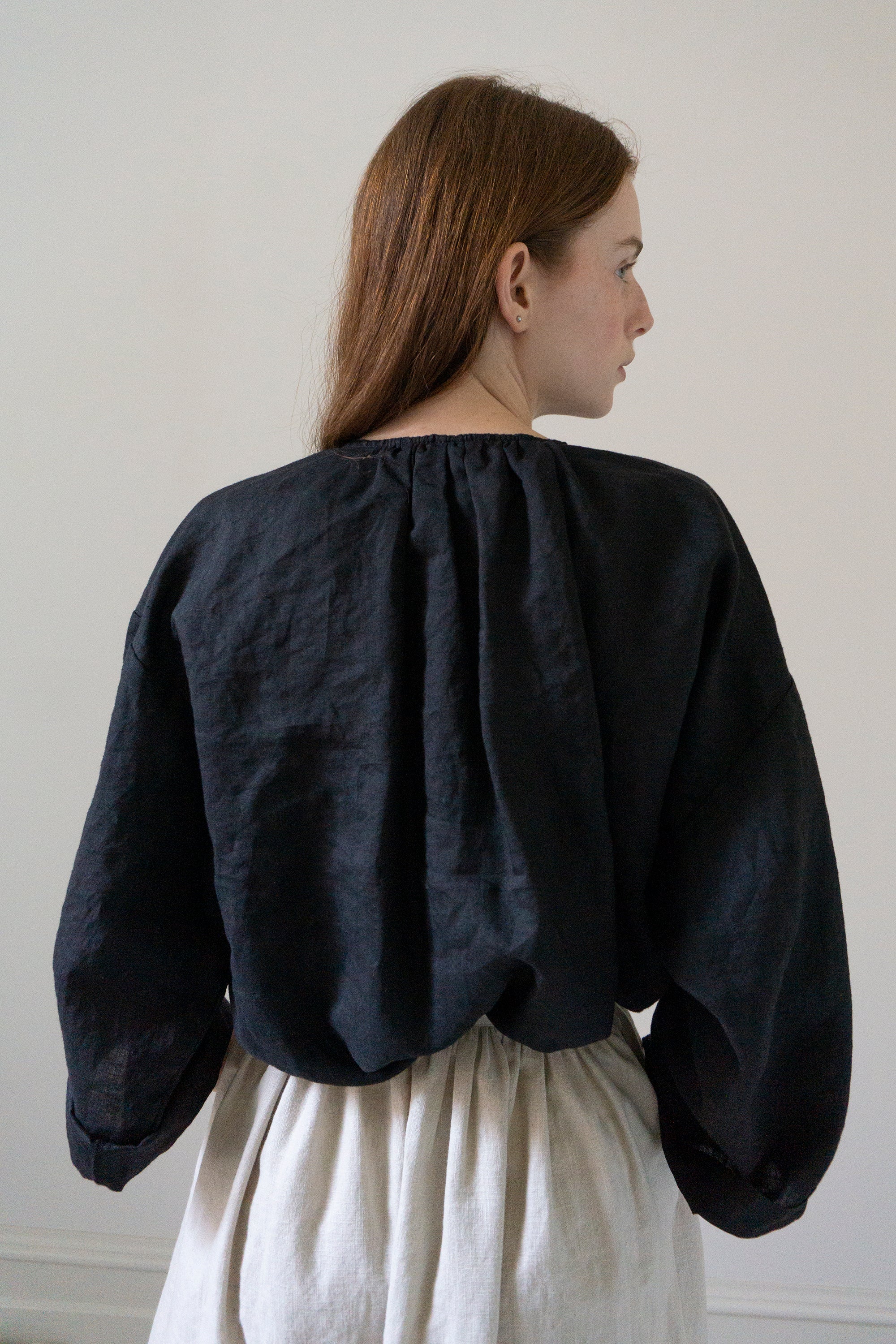 Sycamore Linen Shirt- Black