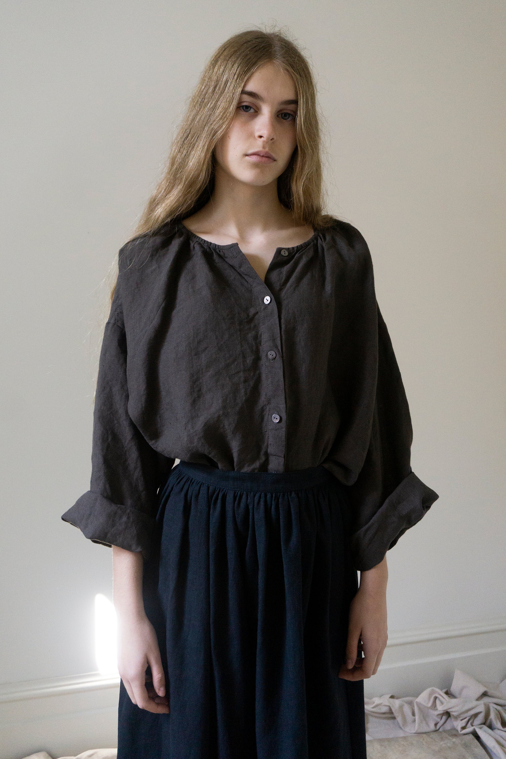 Sycamore Linen Shirt- Brown