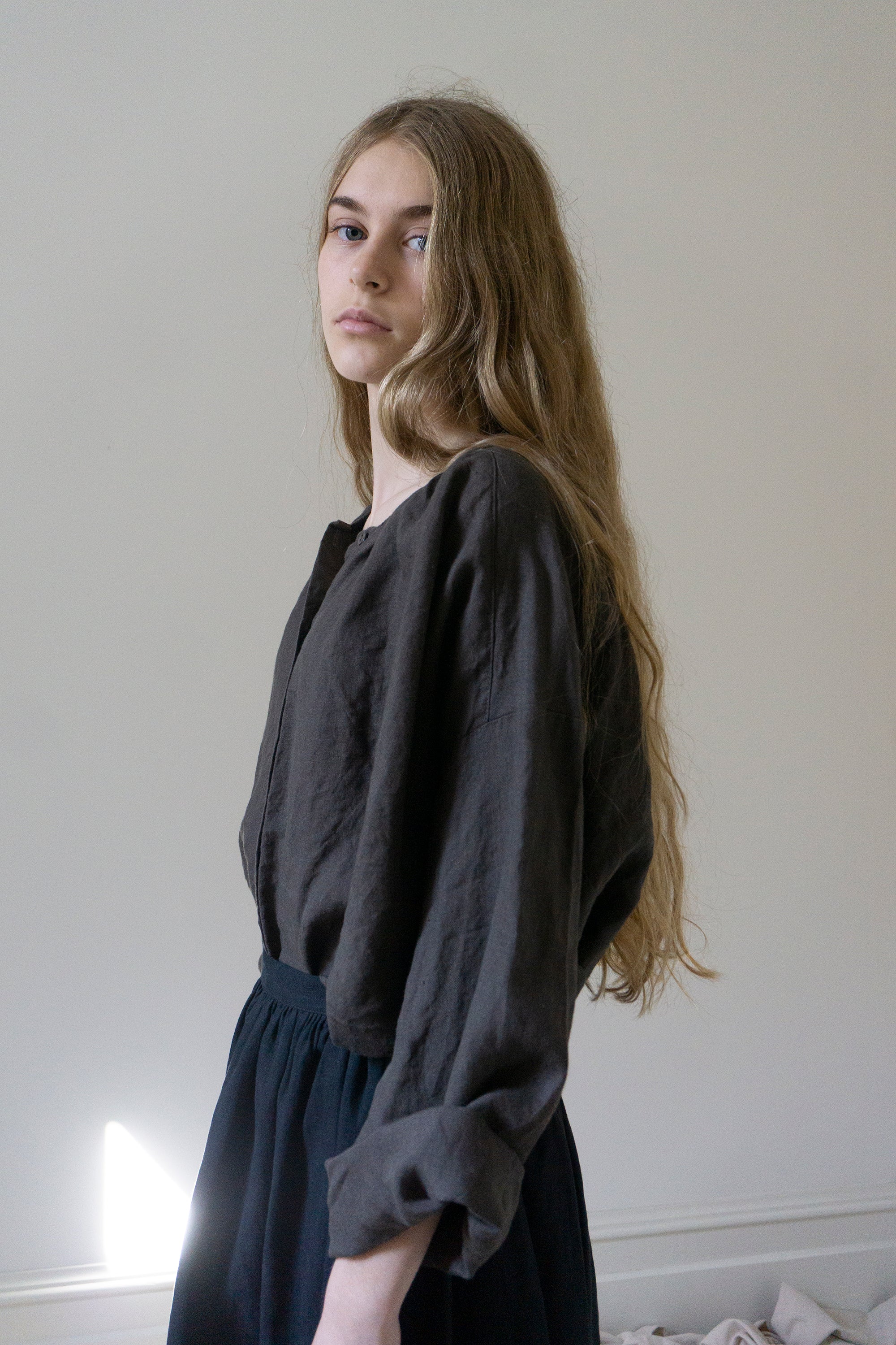 Sycamore Linen Shirt- Brown