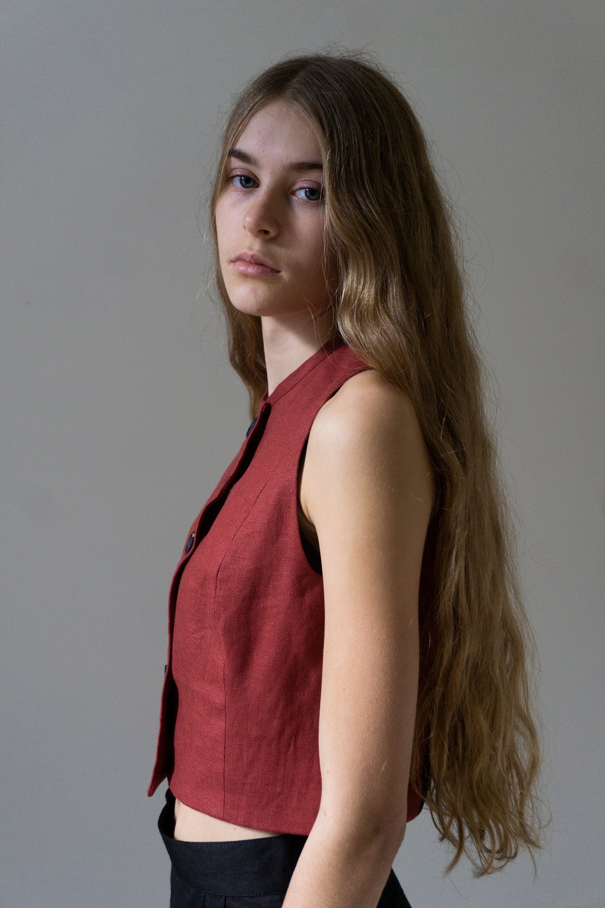 Gilet en lin Tove - Carmin