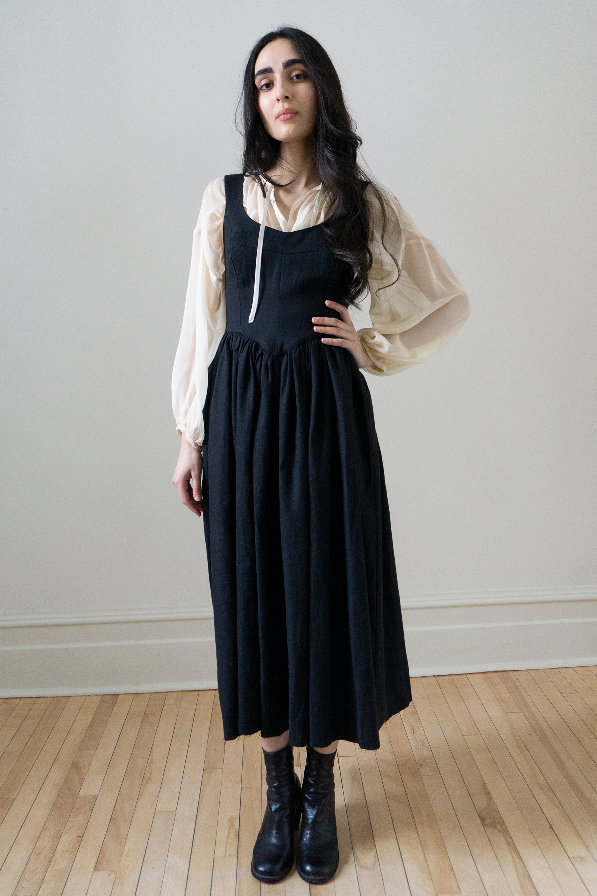 Robe Hemlock - Noir