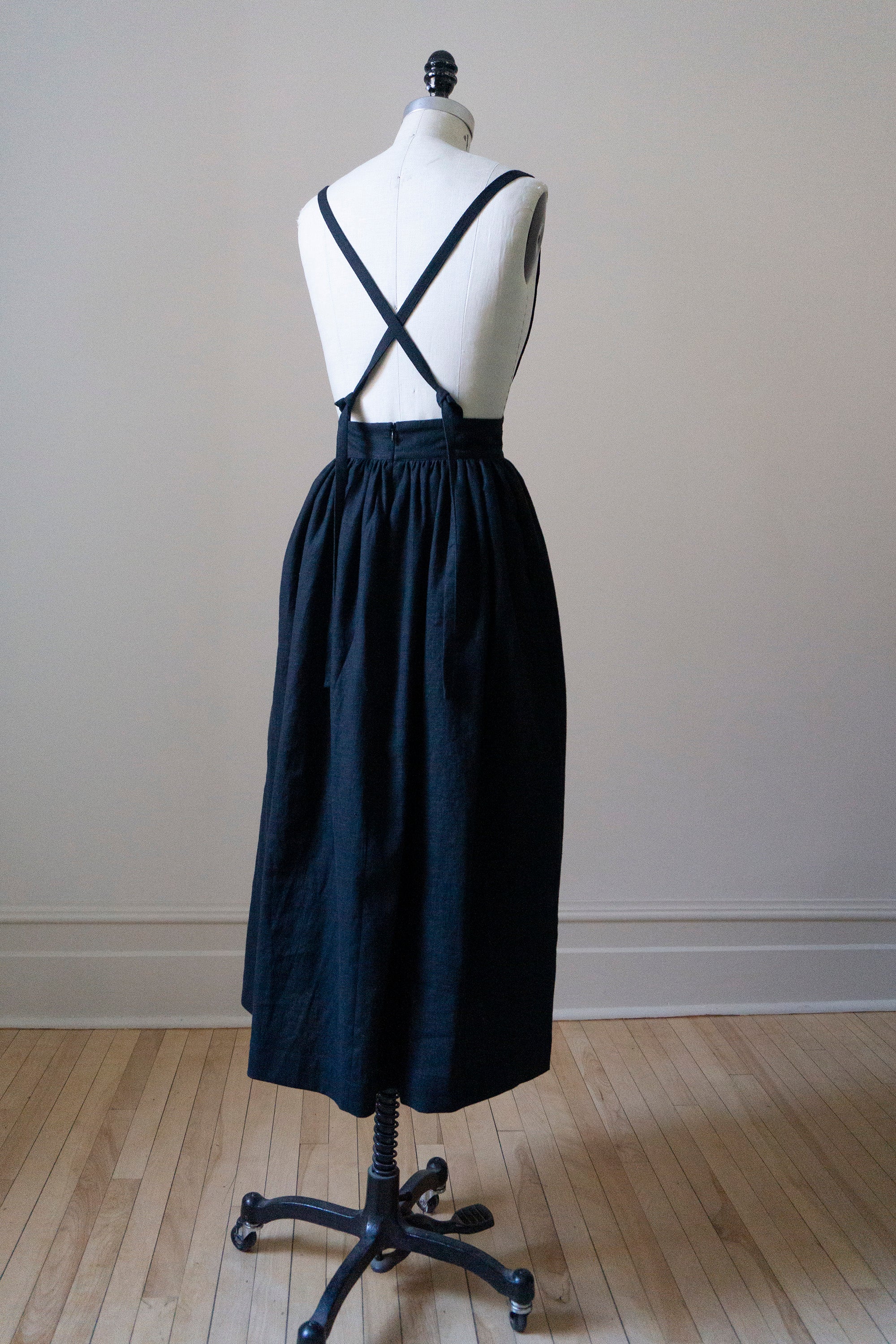 Ursula Skirt - Black Linen