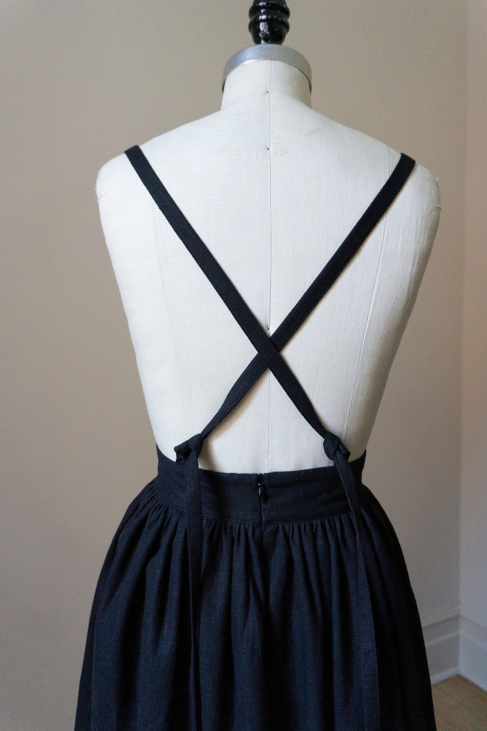 Ursula Skirt - Black Linen