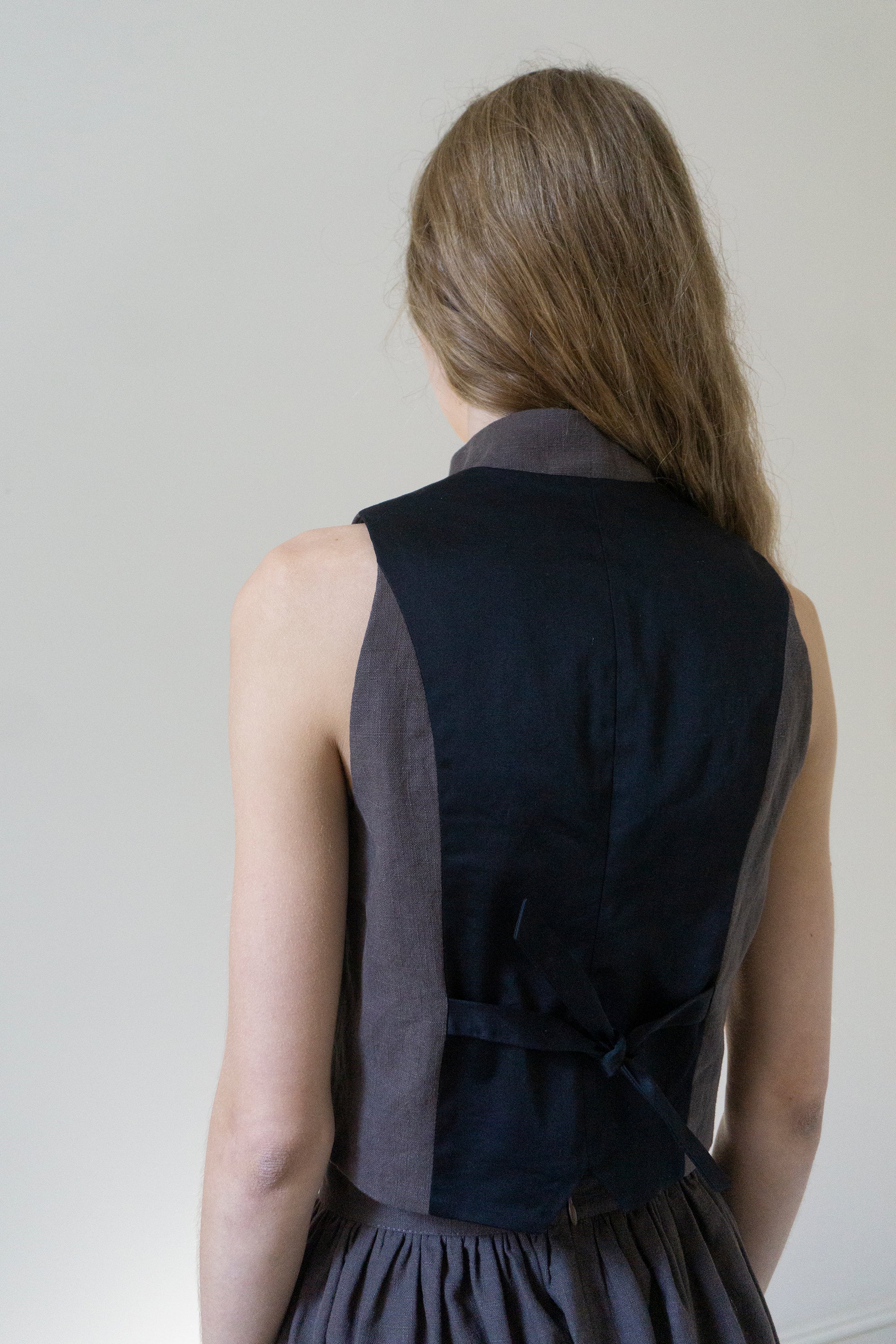 Ada Linen Waistcoat - Brown