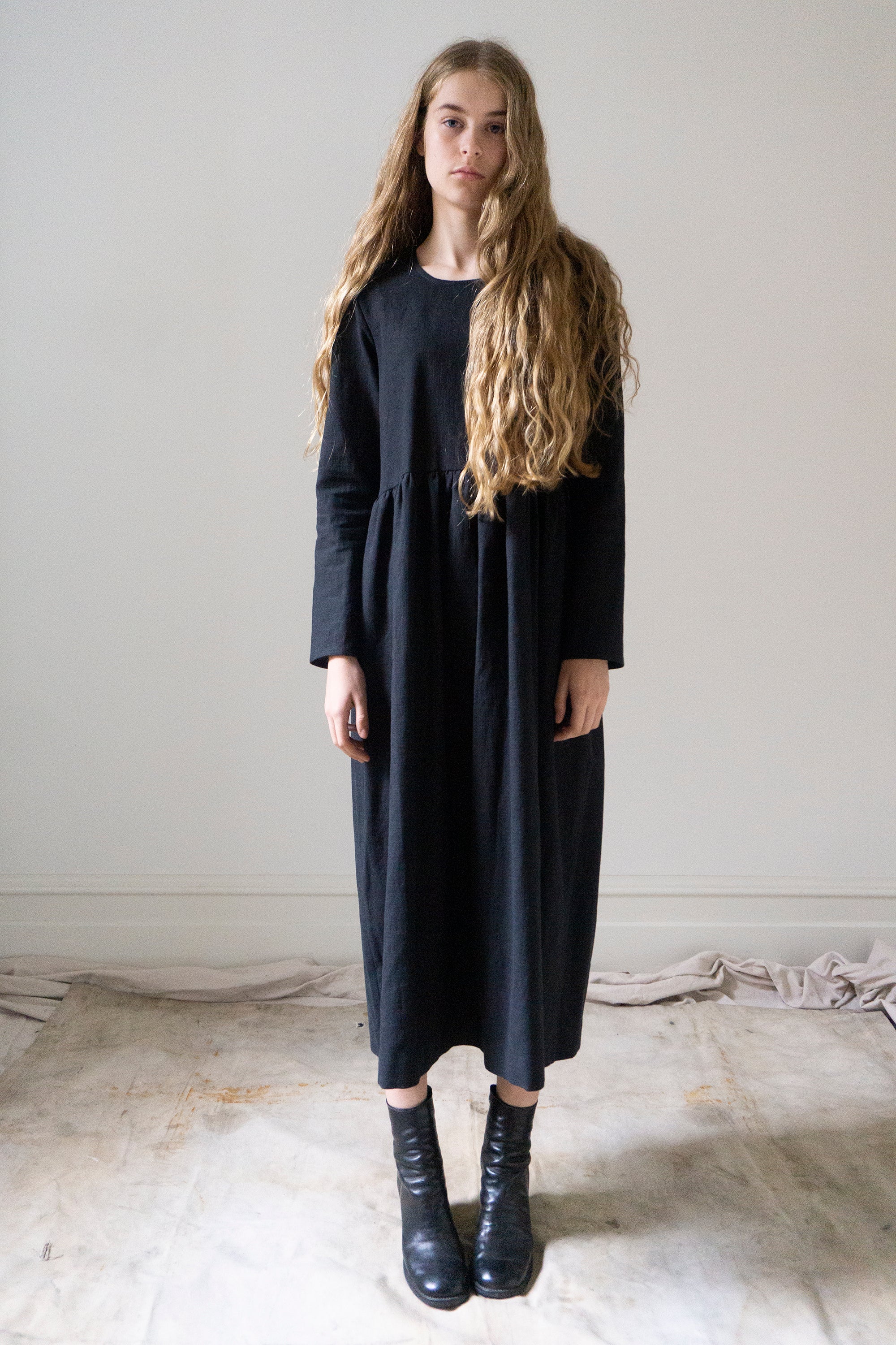 Alys Linen Dress - Black