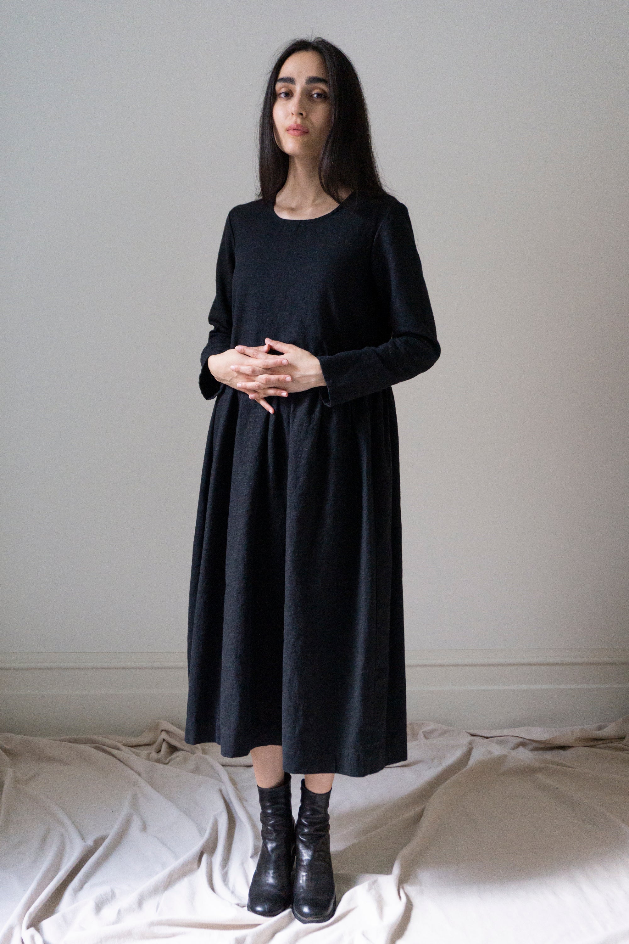 Alys Linen Dress - Black