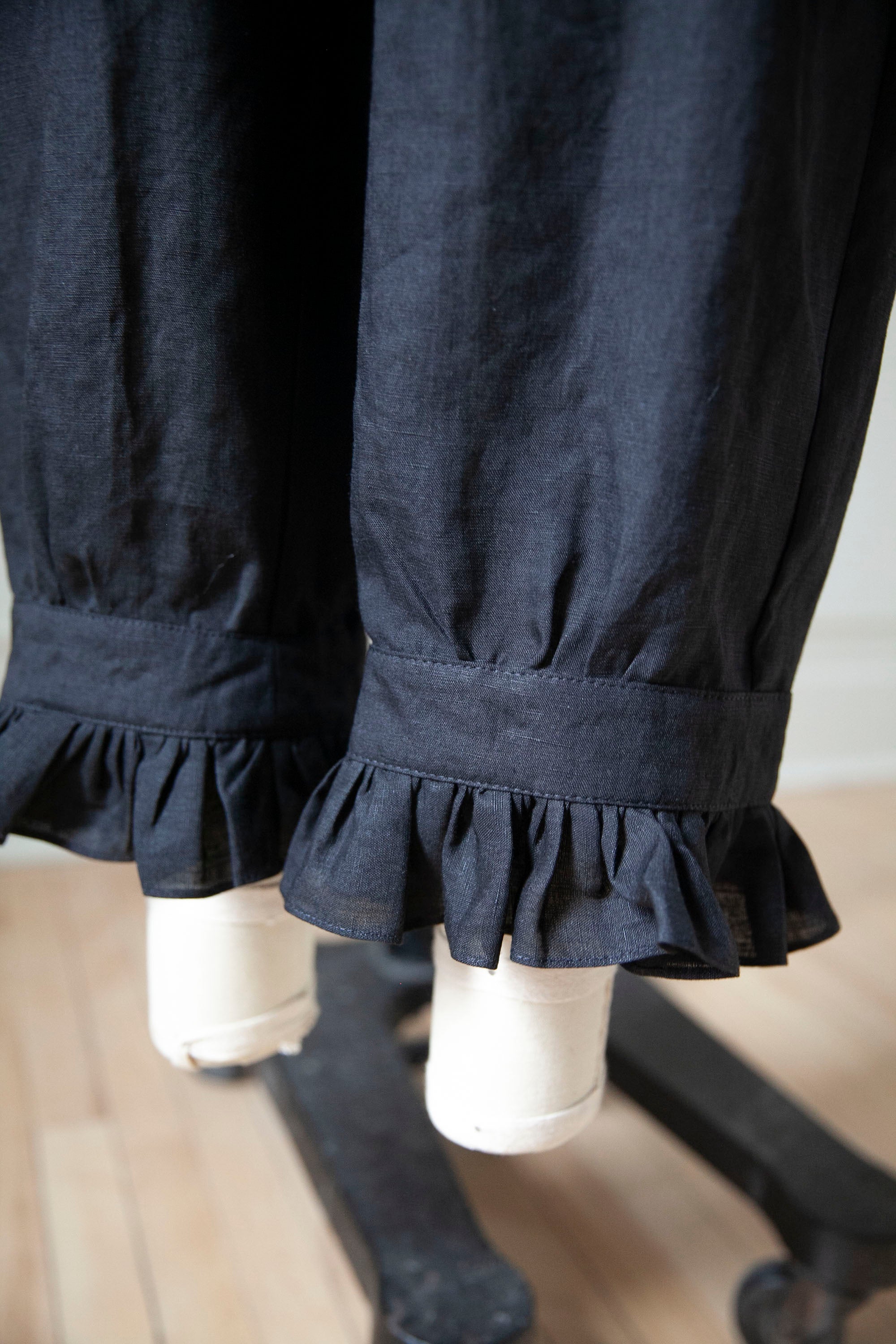 Linen Bloomers - Black