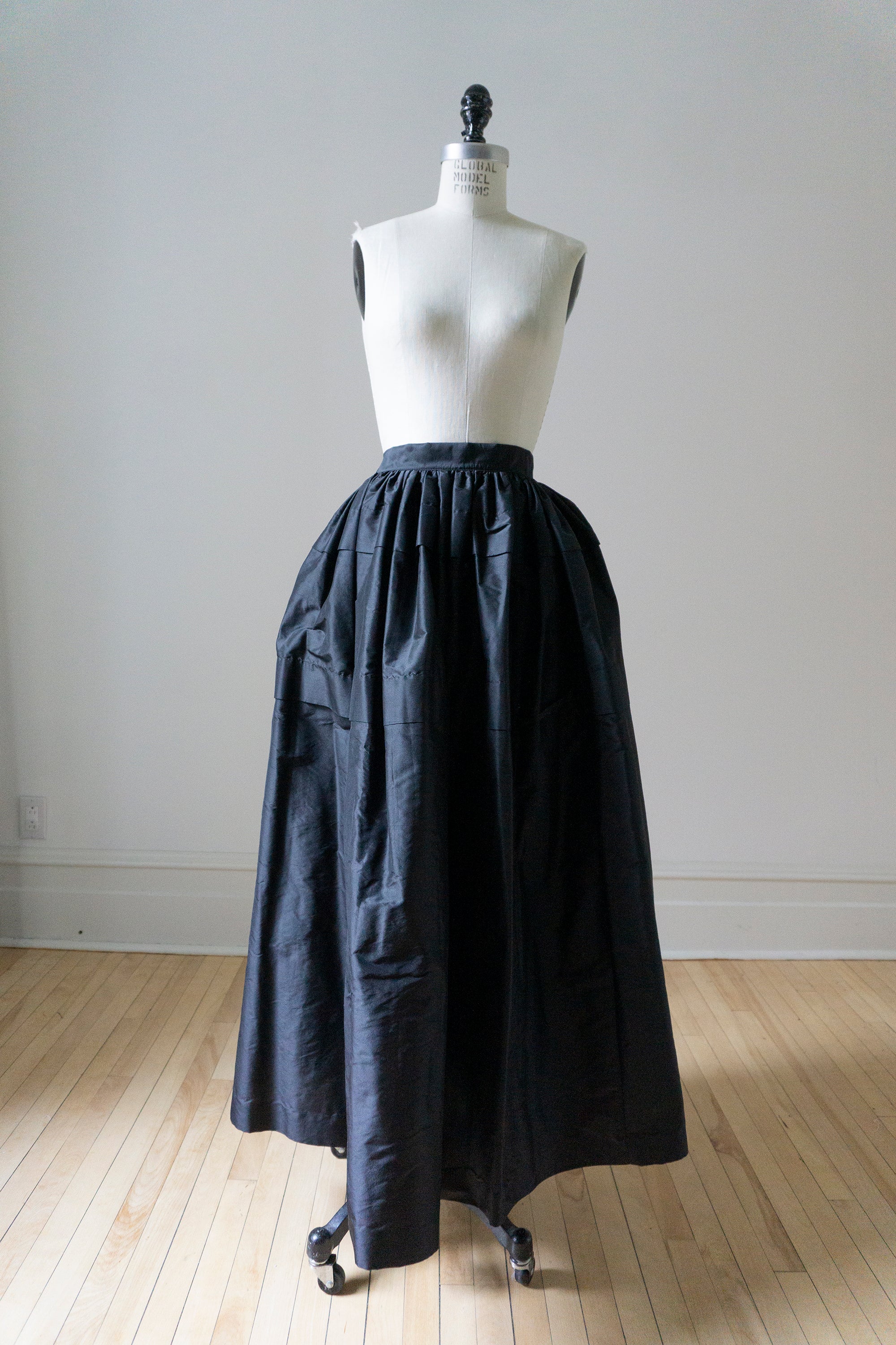 Carys Skirt - Black Silk Dupioni (PHOTOSHOOT SAMPLE - SIZE S)