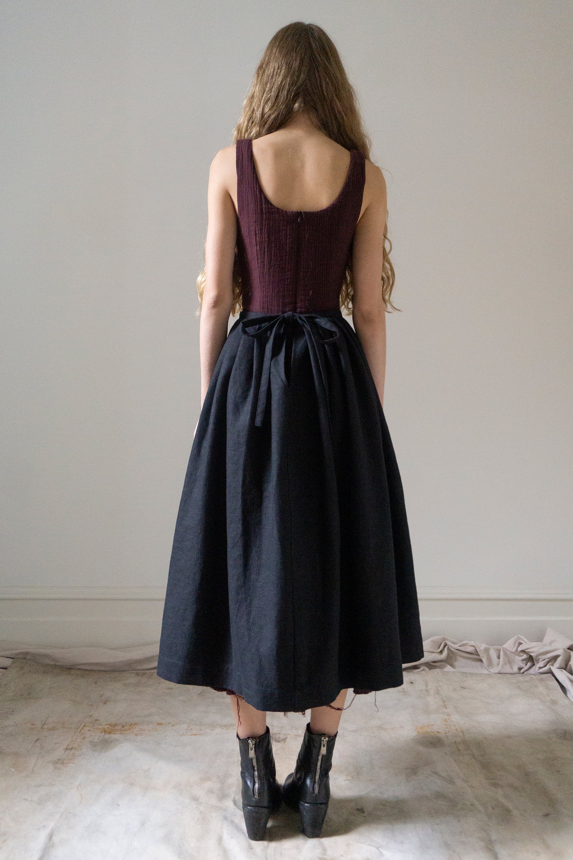 Elleri Apron Skirt - Black