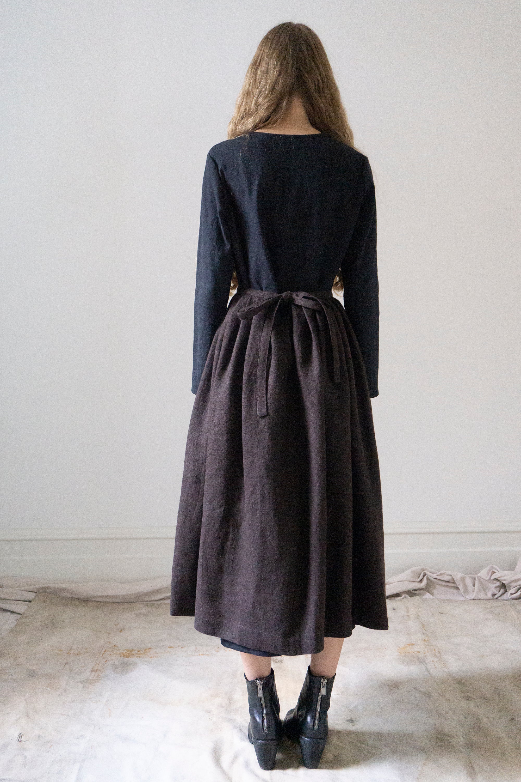 Elleri Apron Skirt - Clove
