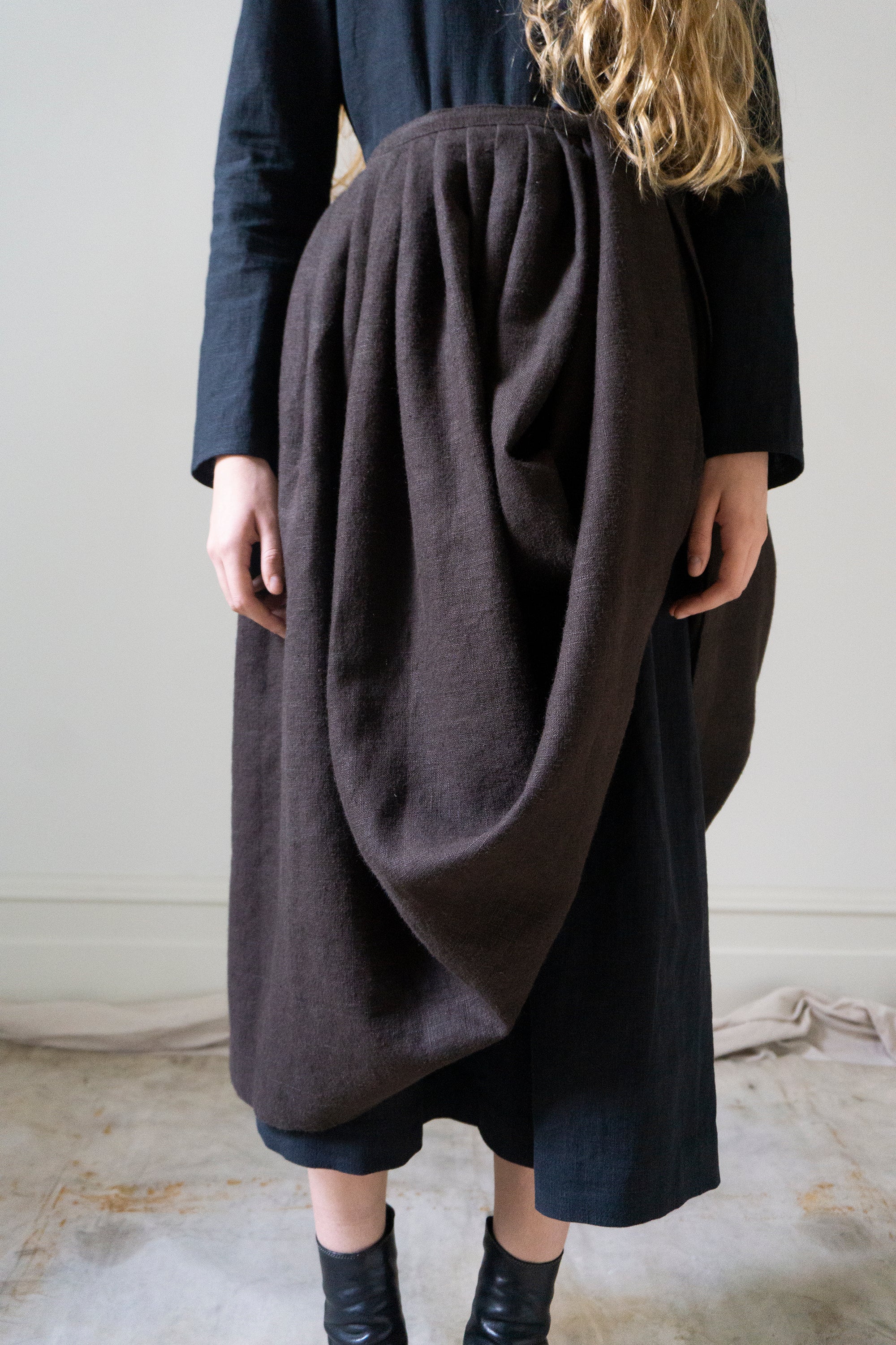 Elleri Apron Skirt - Clove