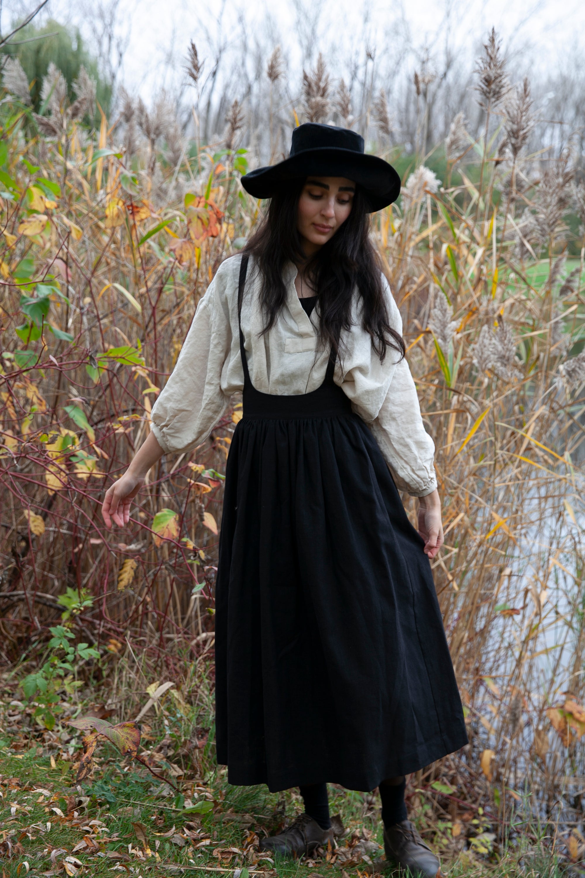 Ursula Skirt - Black Linen