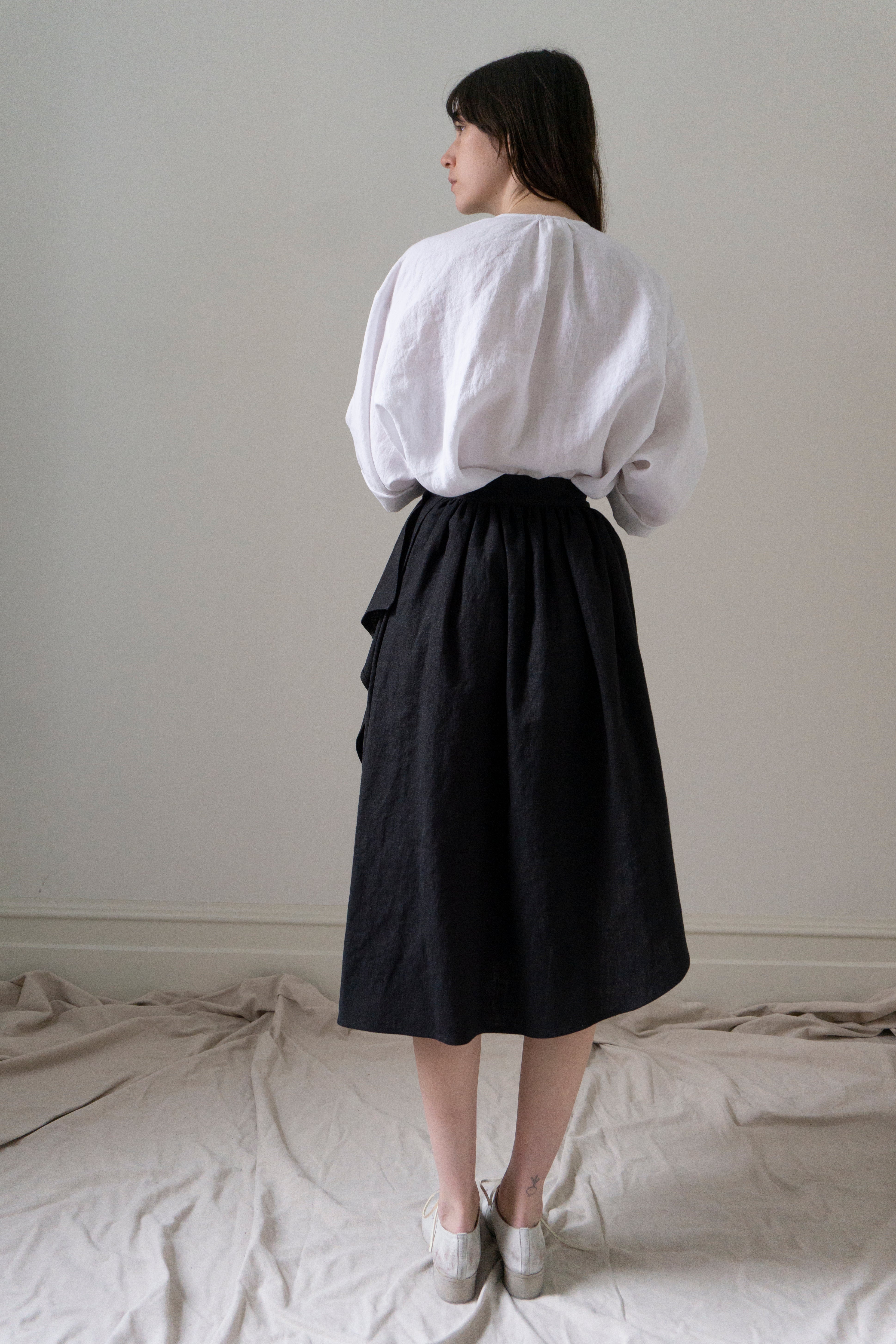 Fenna Linen Skirt- Black