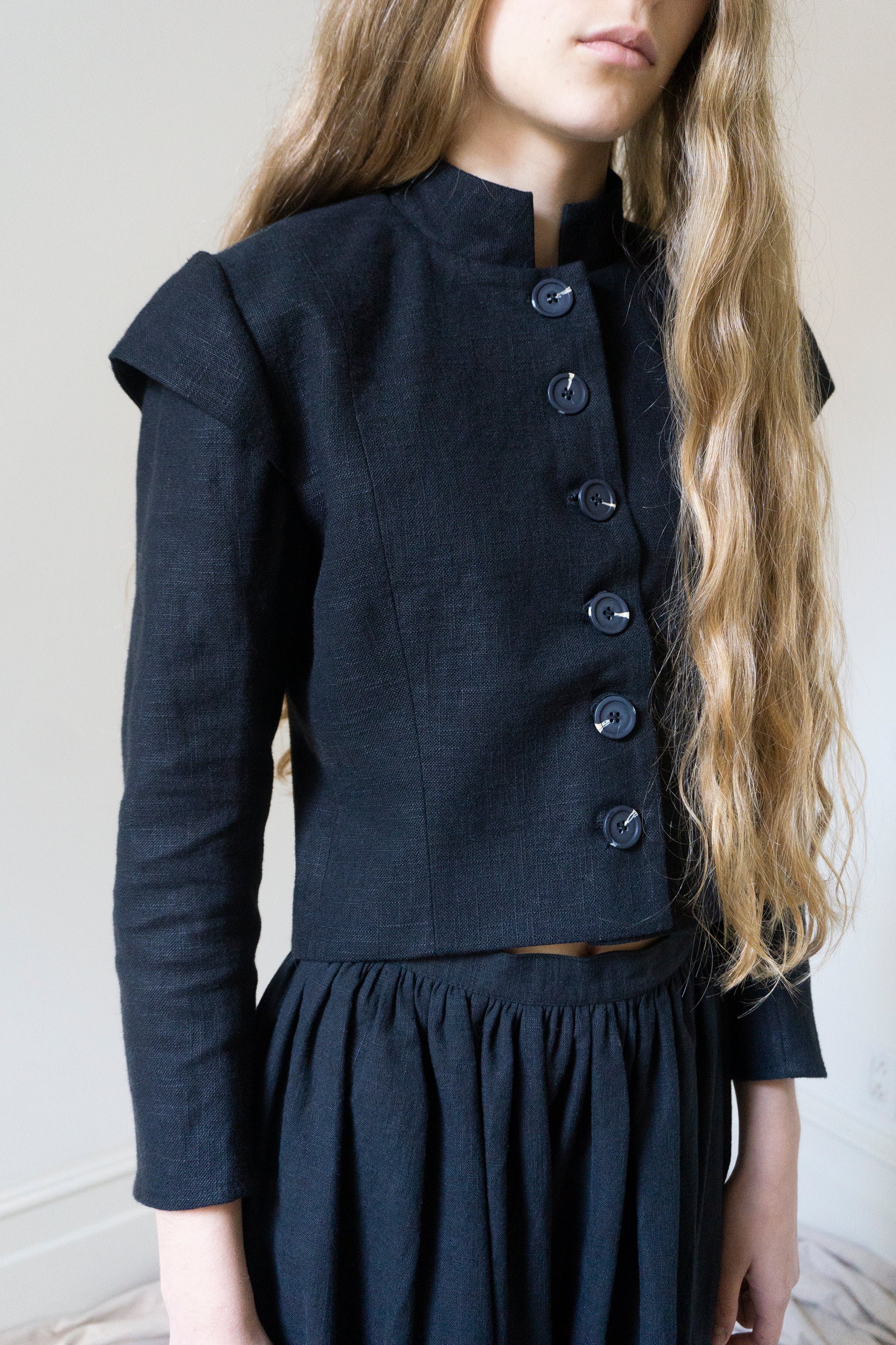 Guinevere Linen Jacket - Black