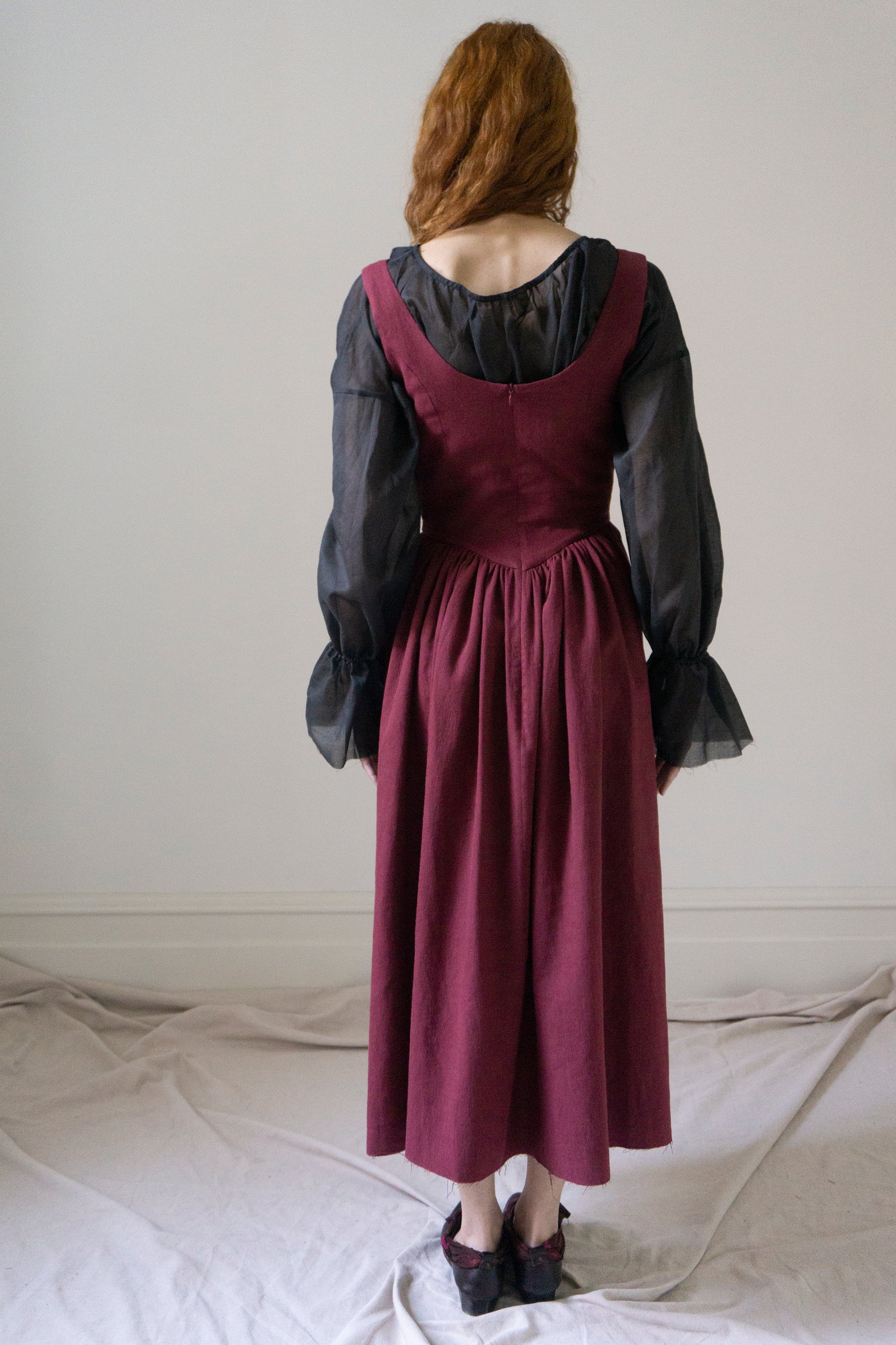 Robe Hemlock - Noir