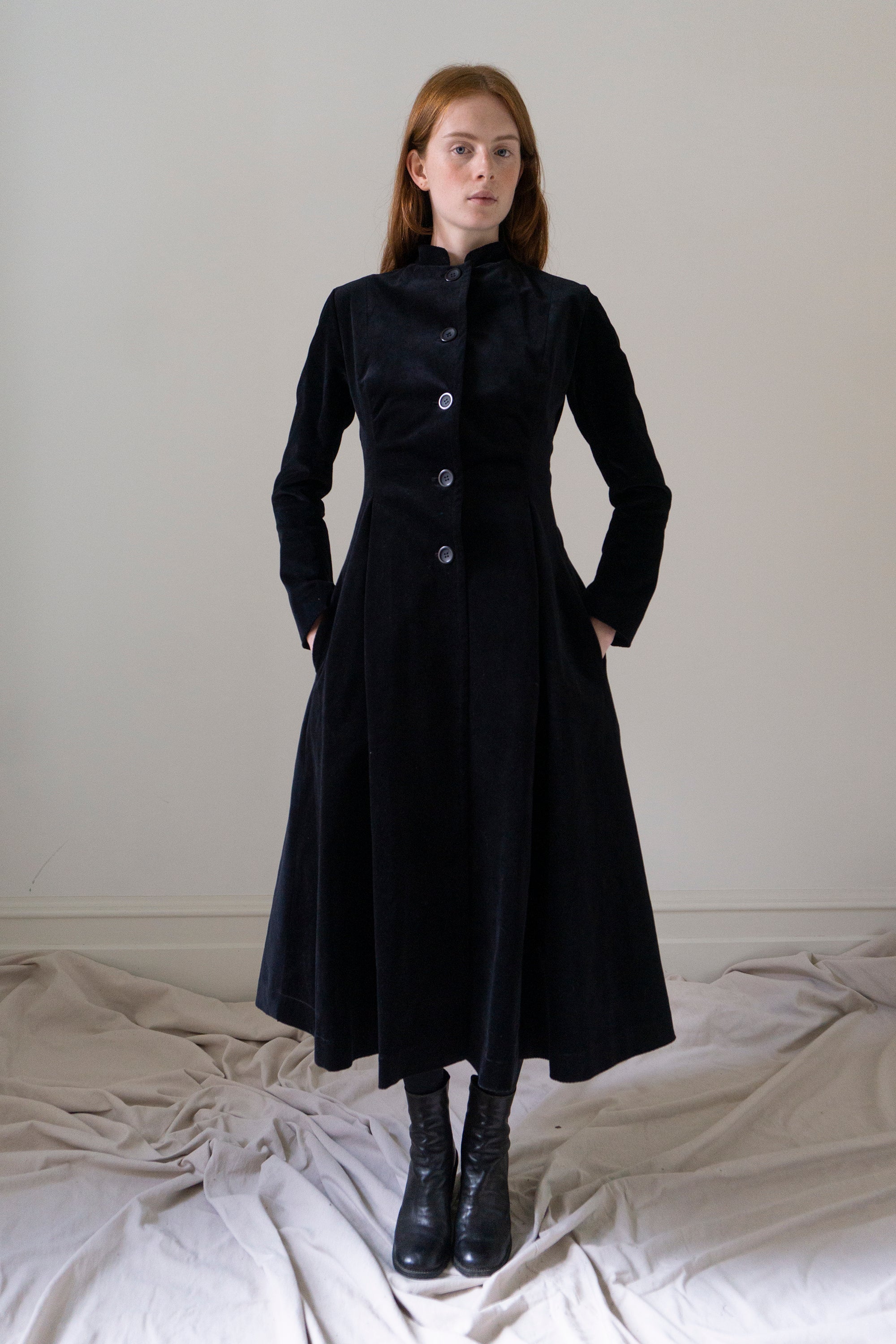 Linnea Velvet Coat - Black