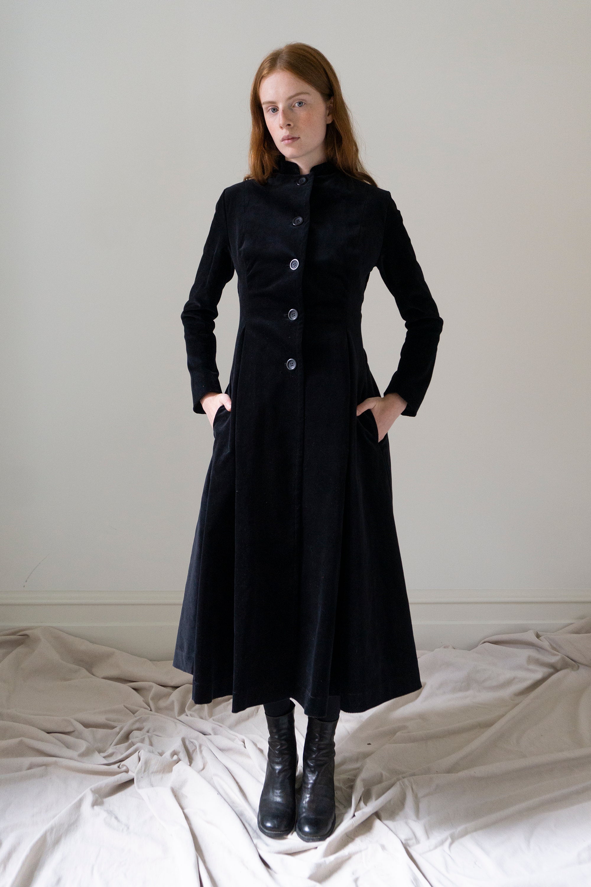 Linnea Velvet Coat - Black