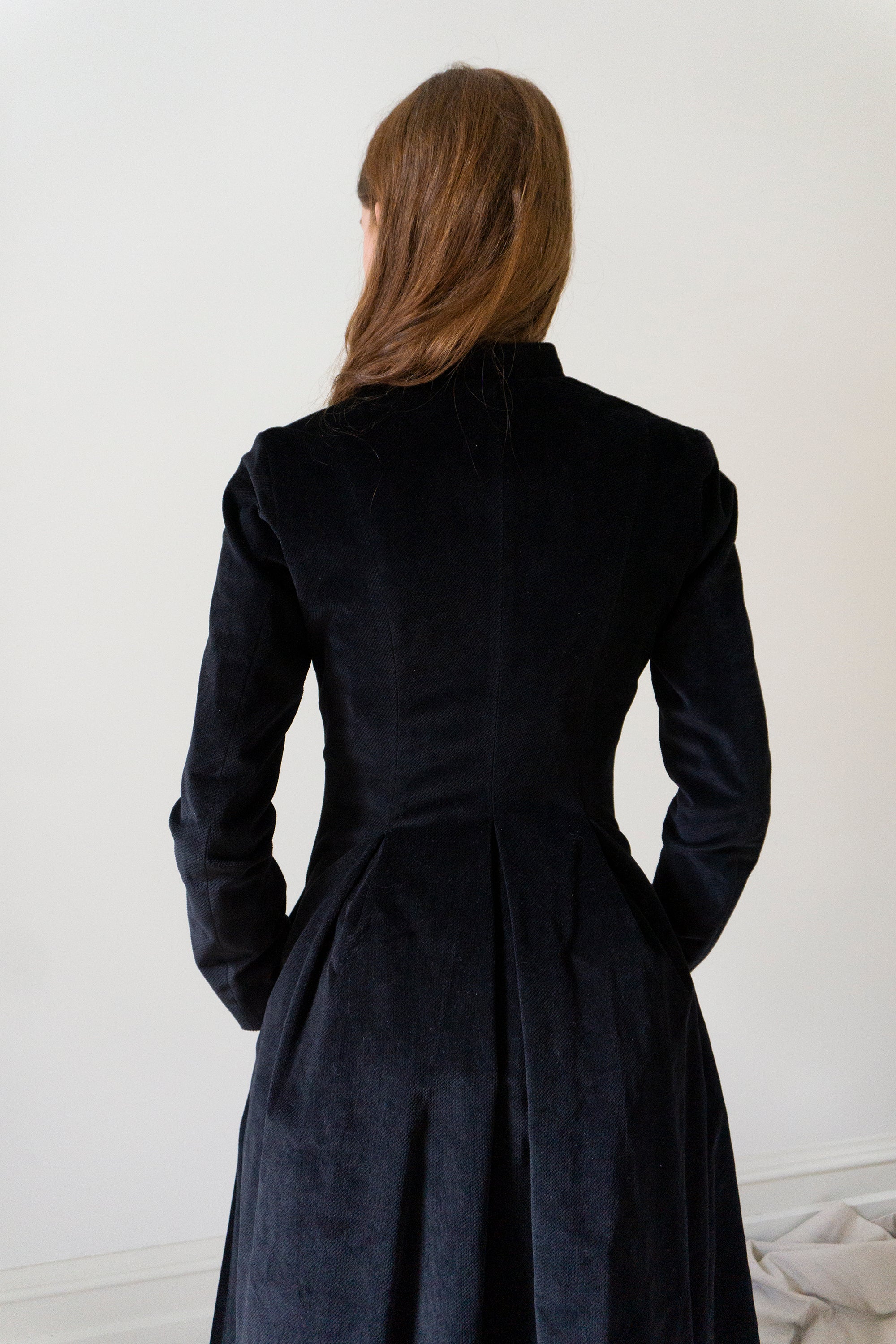 Linnea Velvet Coat - Black