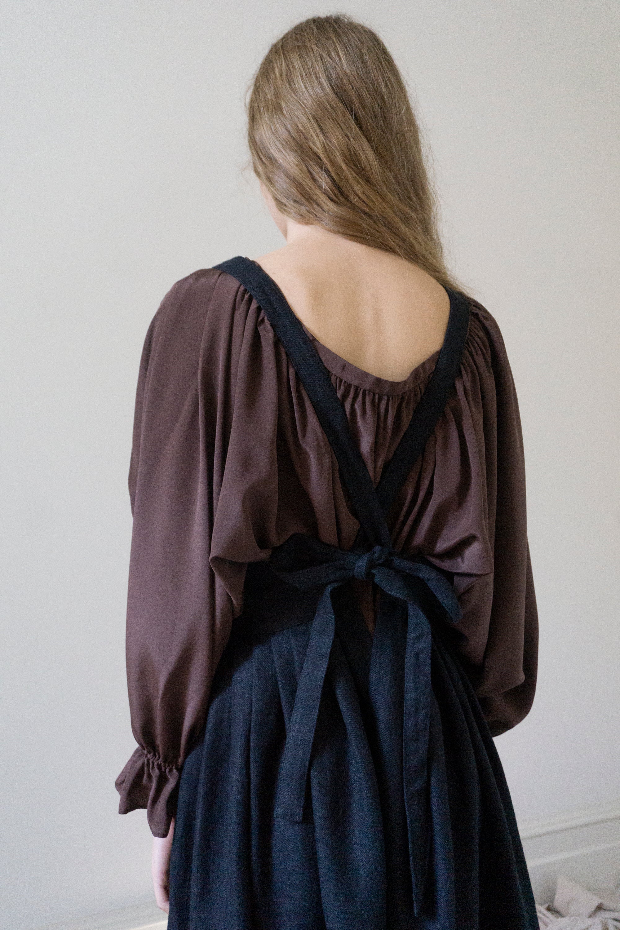 Robe Tablier Osa - Lin Noir