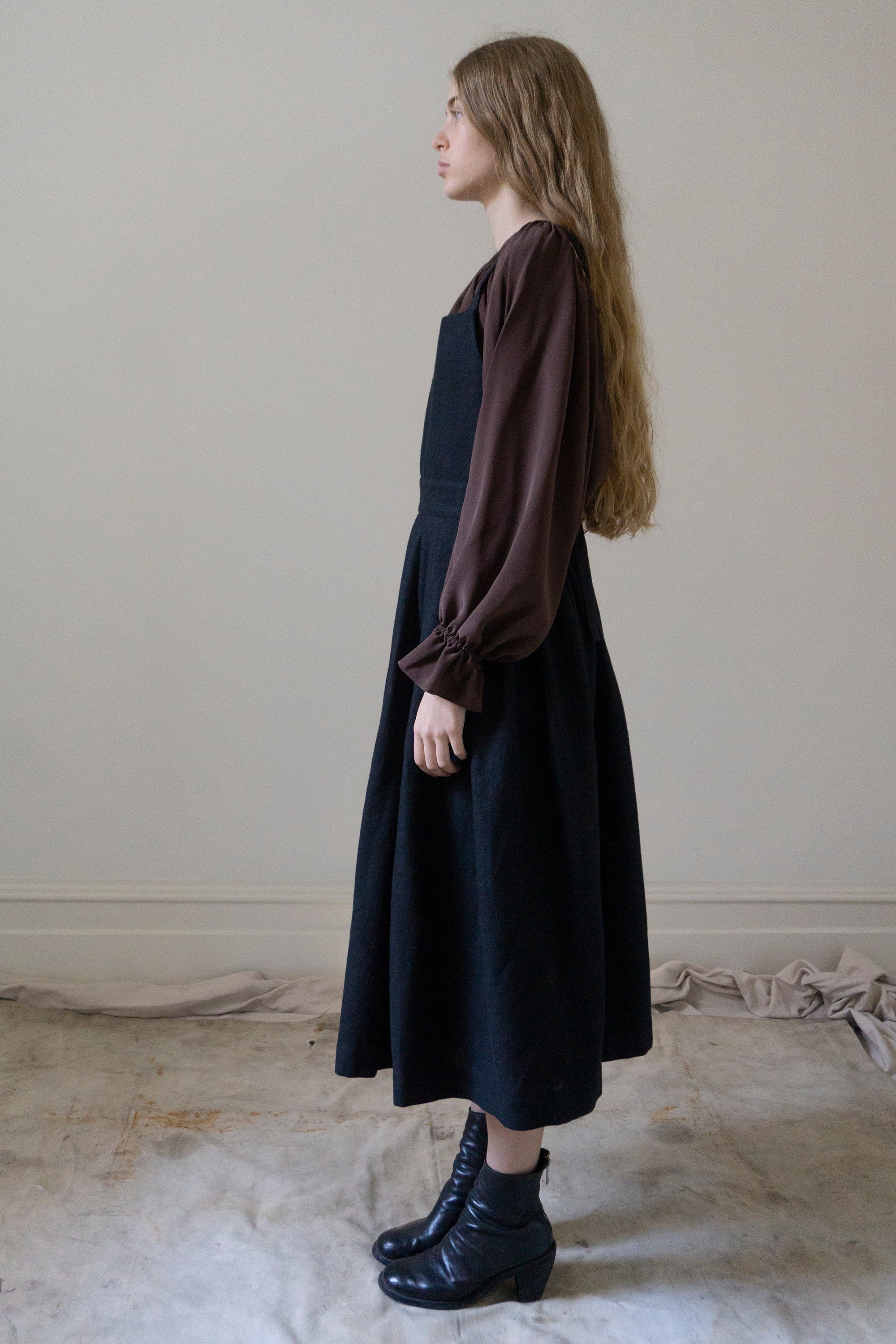 Robe Tablier Osa - Lin Noir