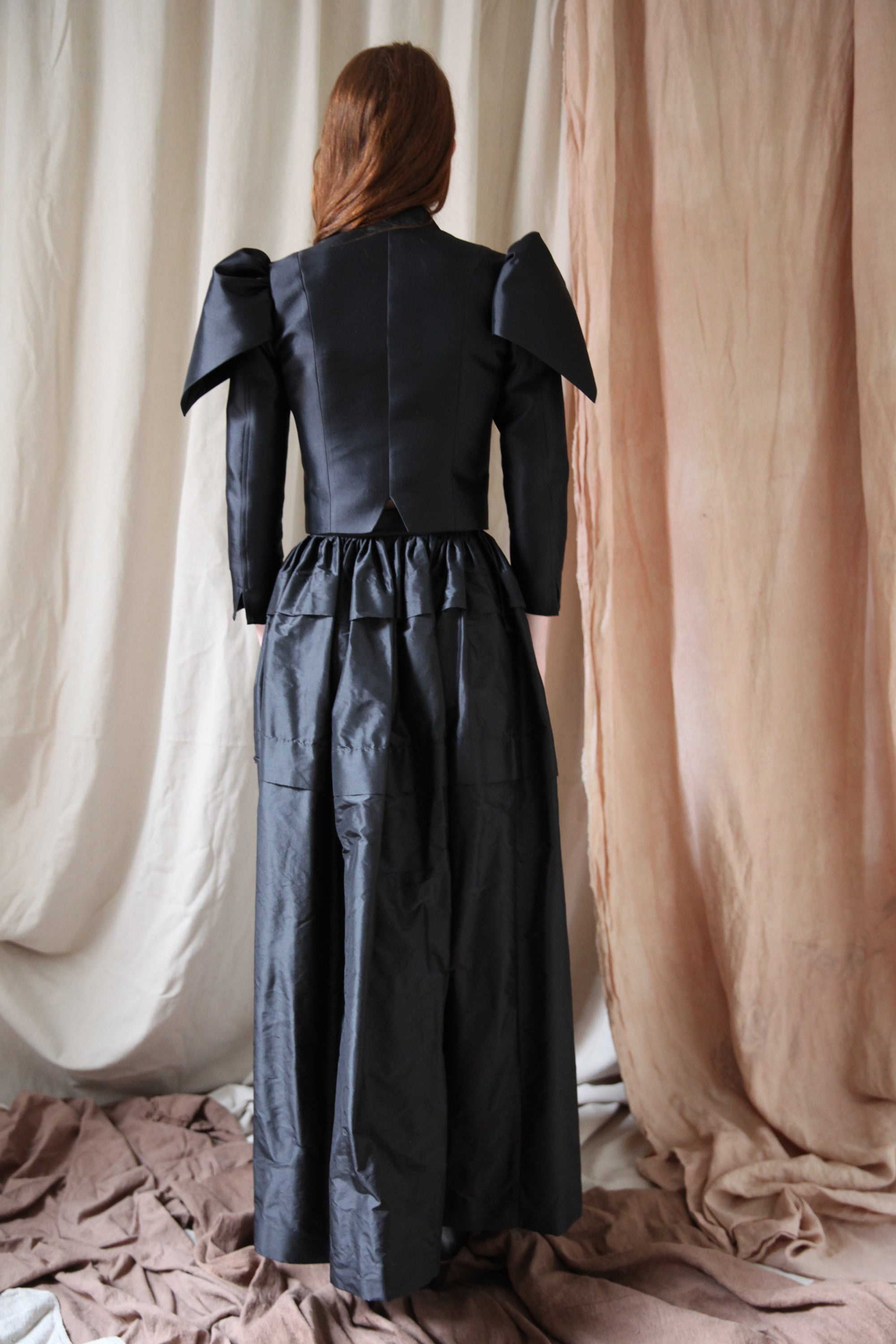 Carys Skirt - Black Silk Dupioni