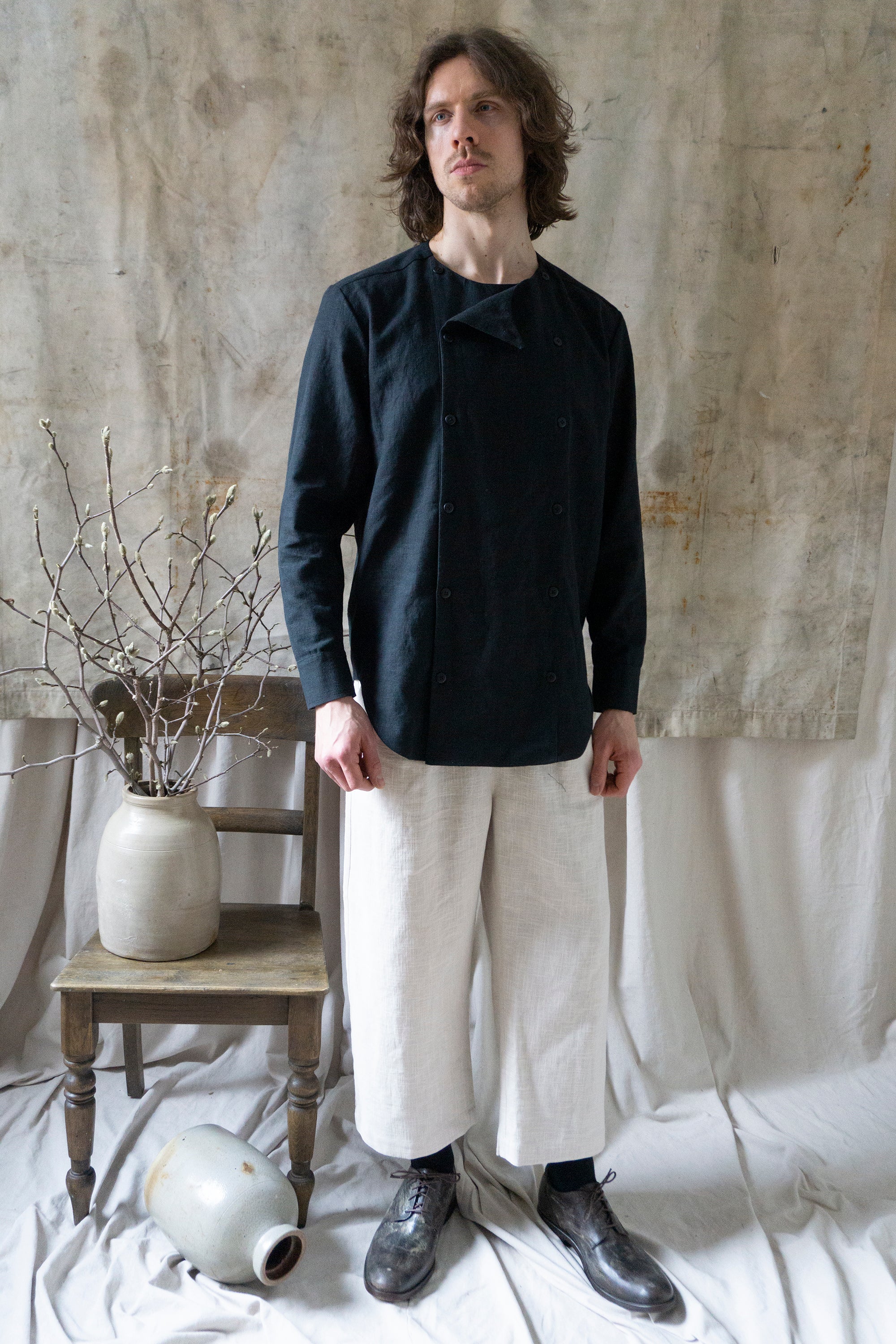 Eliot Linen Shirt - Black