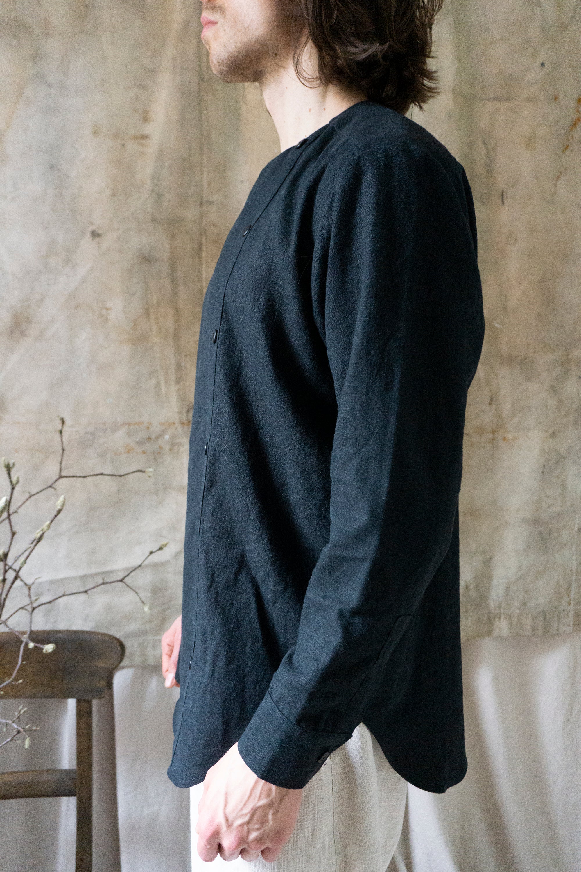 Eliot Linen Shirt - Black