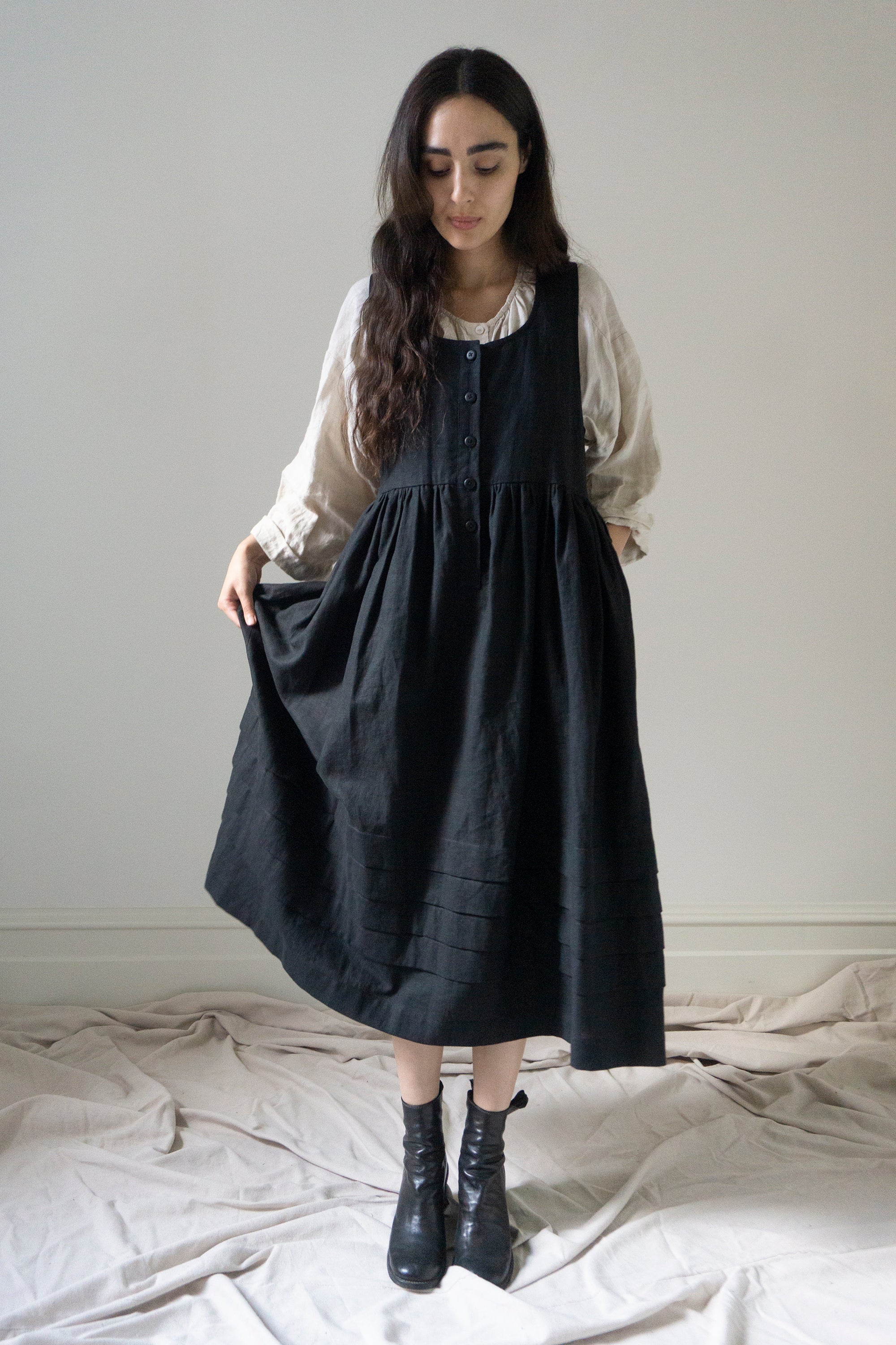 Juliet Linen Dress - Black