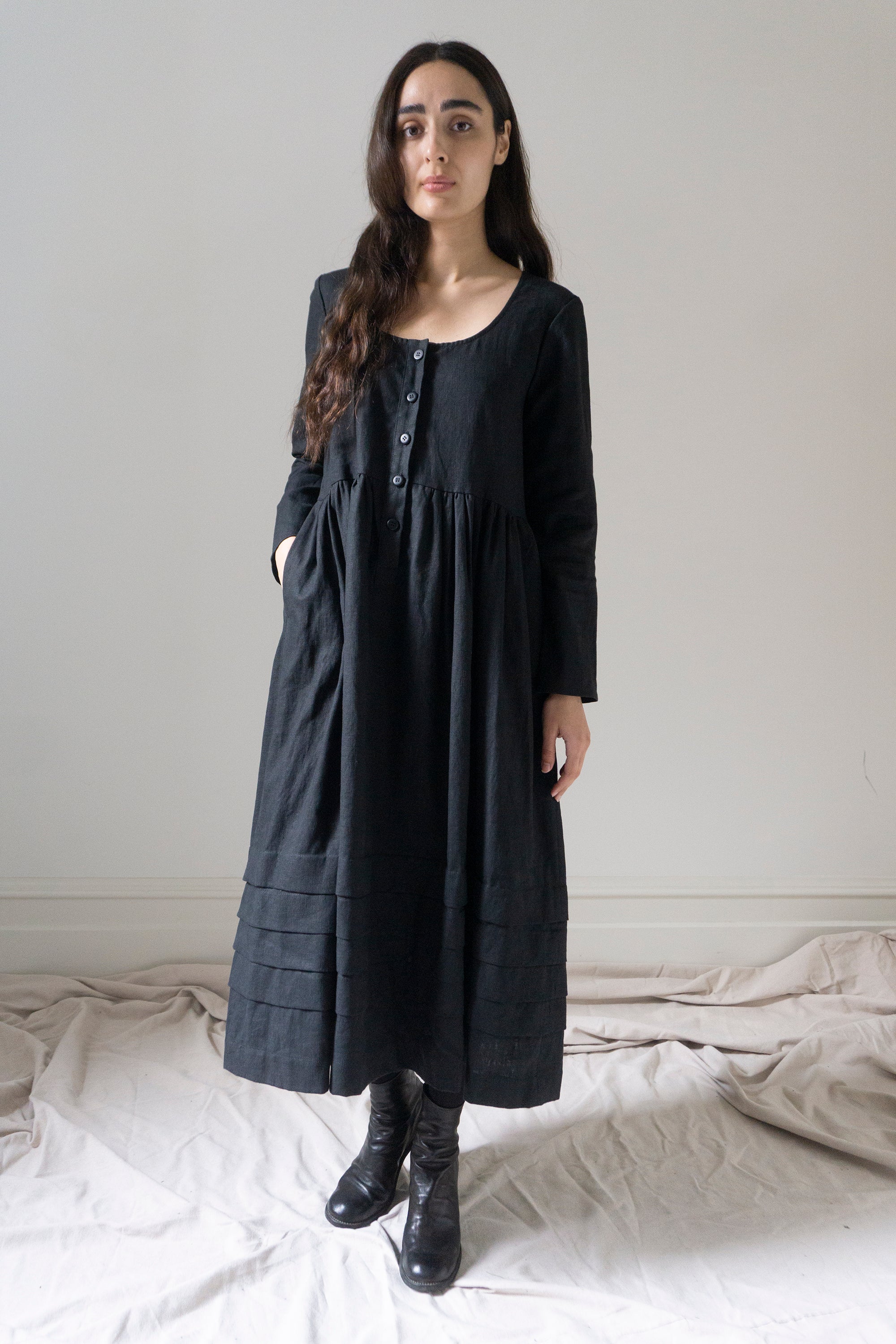 Mona Linen Dress - Black