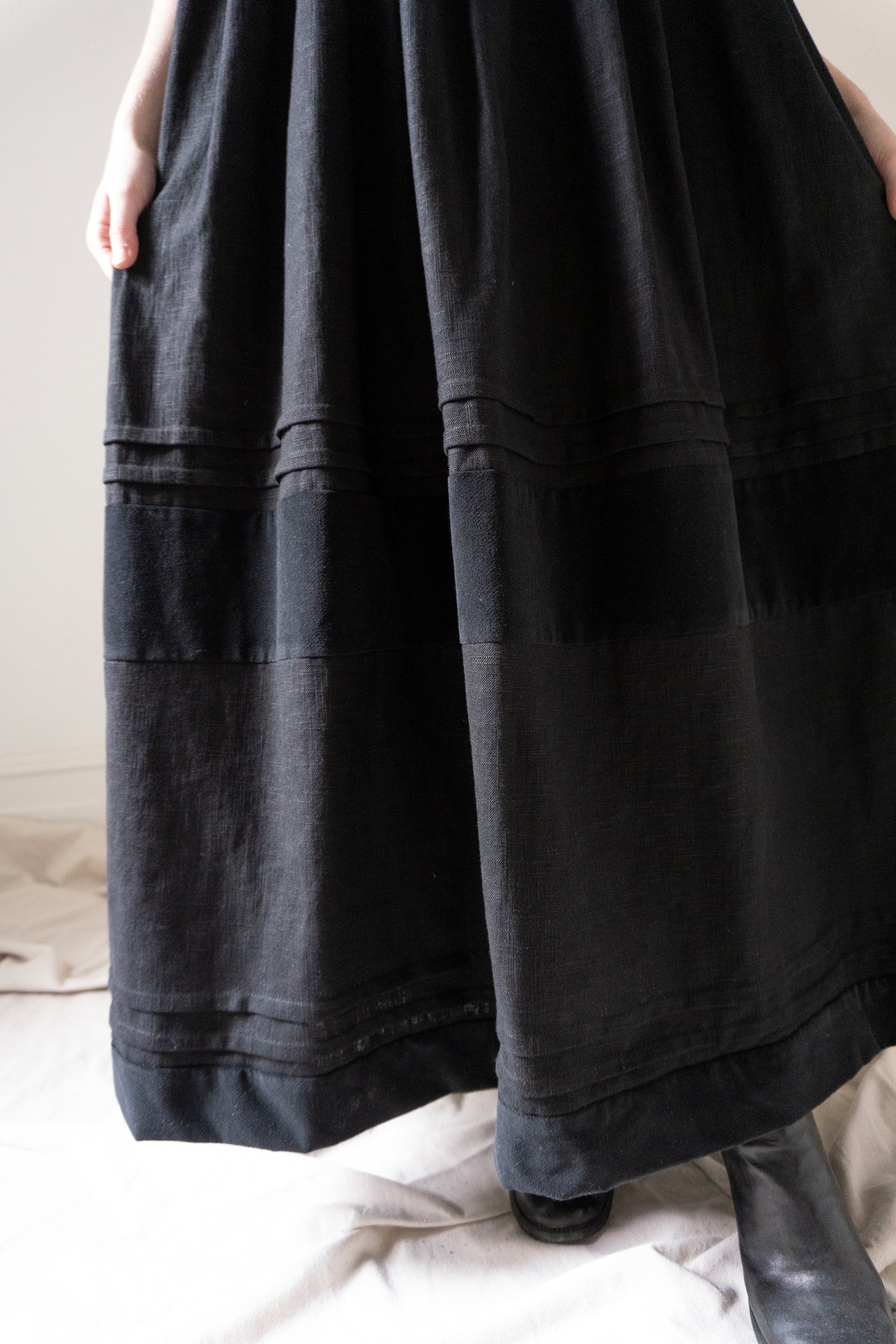 Nadja Dress - Black (SIZE S/M)