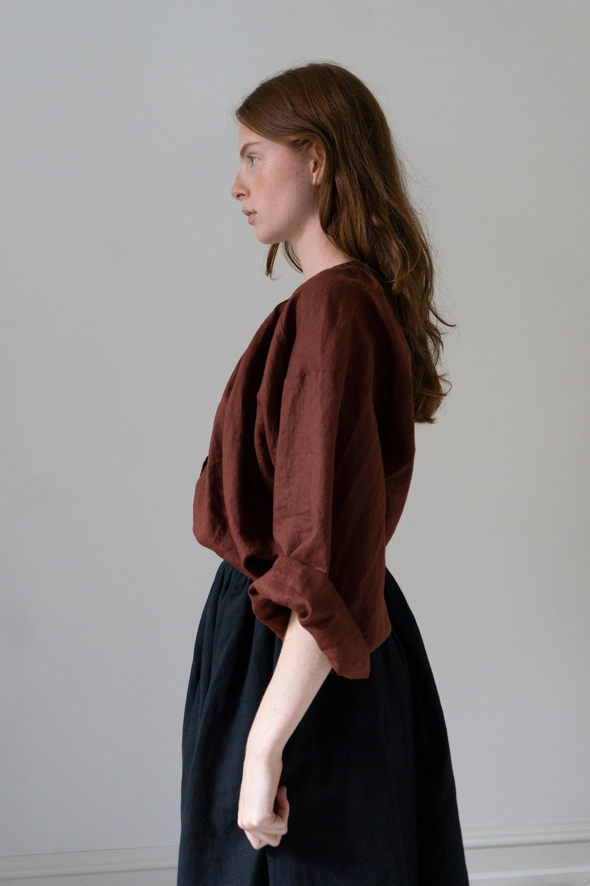 Sycamore Linen Shirt- Dark Pomegranate