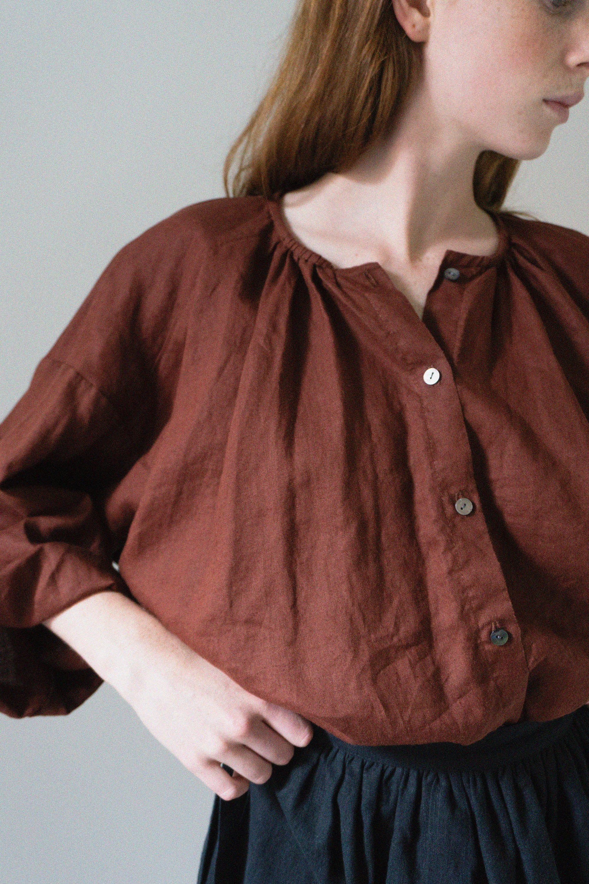 Sycamore Linen Shirt- Dark Pomegranate