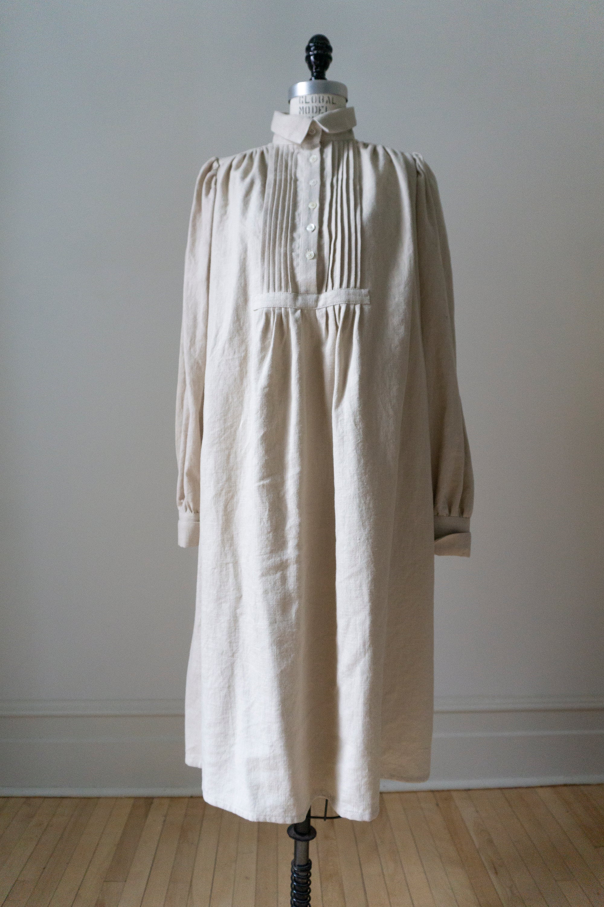 Shelley linen dress - chalk (S)