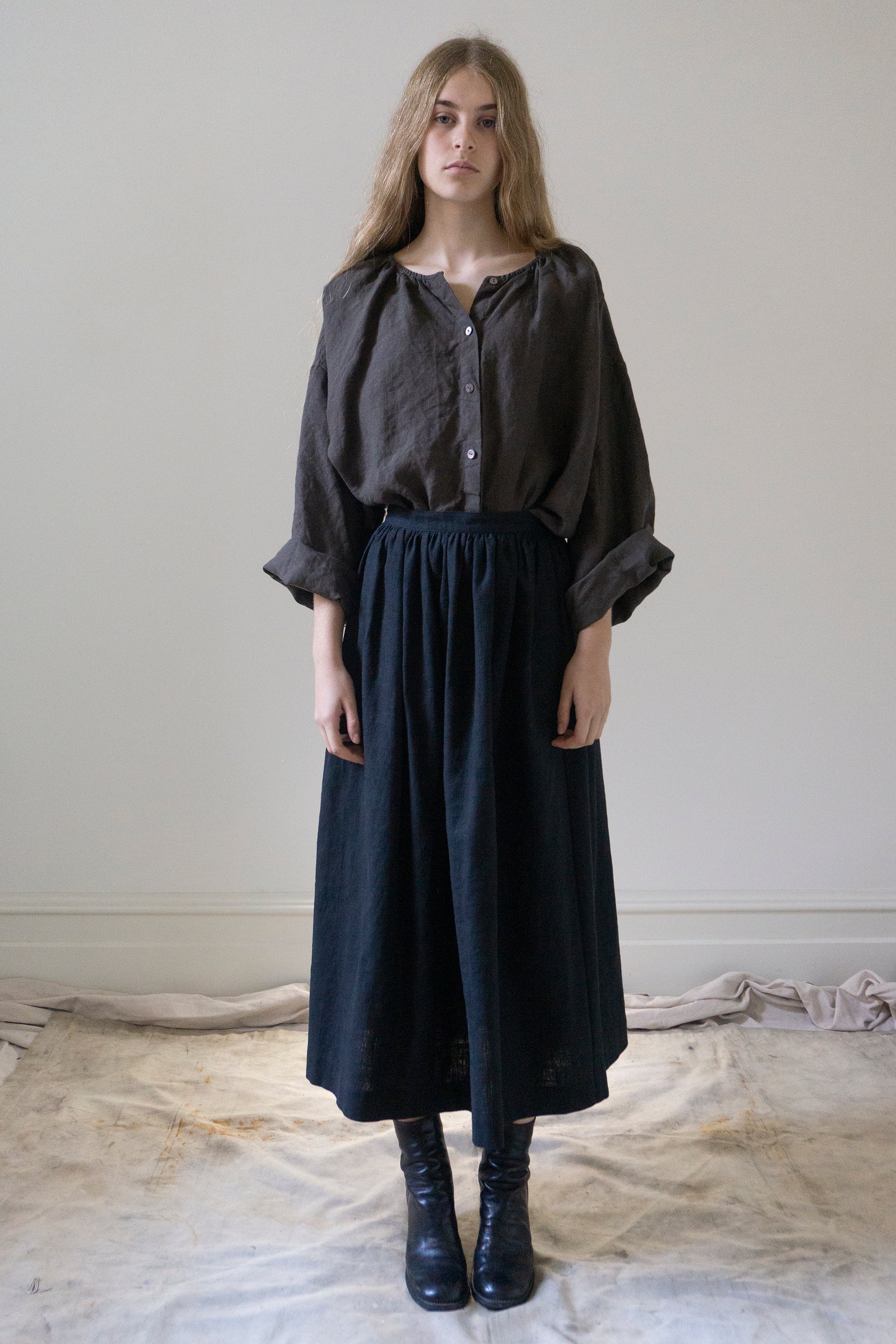 Sycamore Linen Shirt- Brown