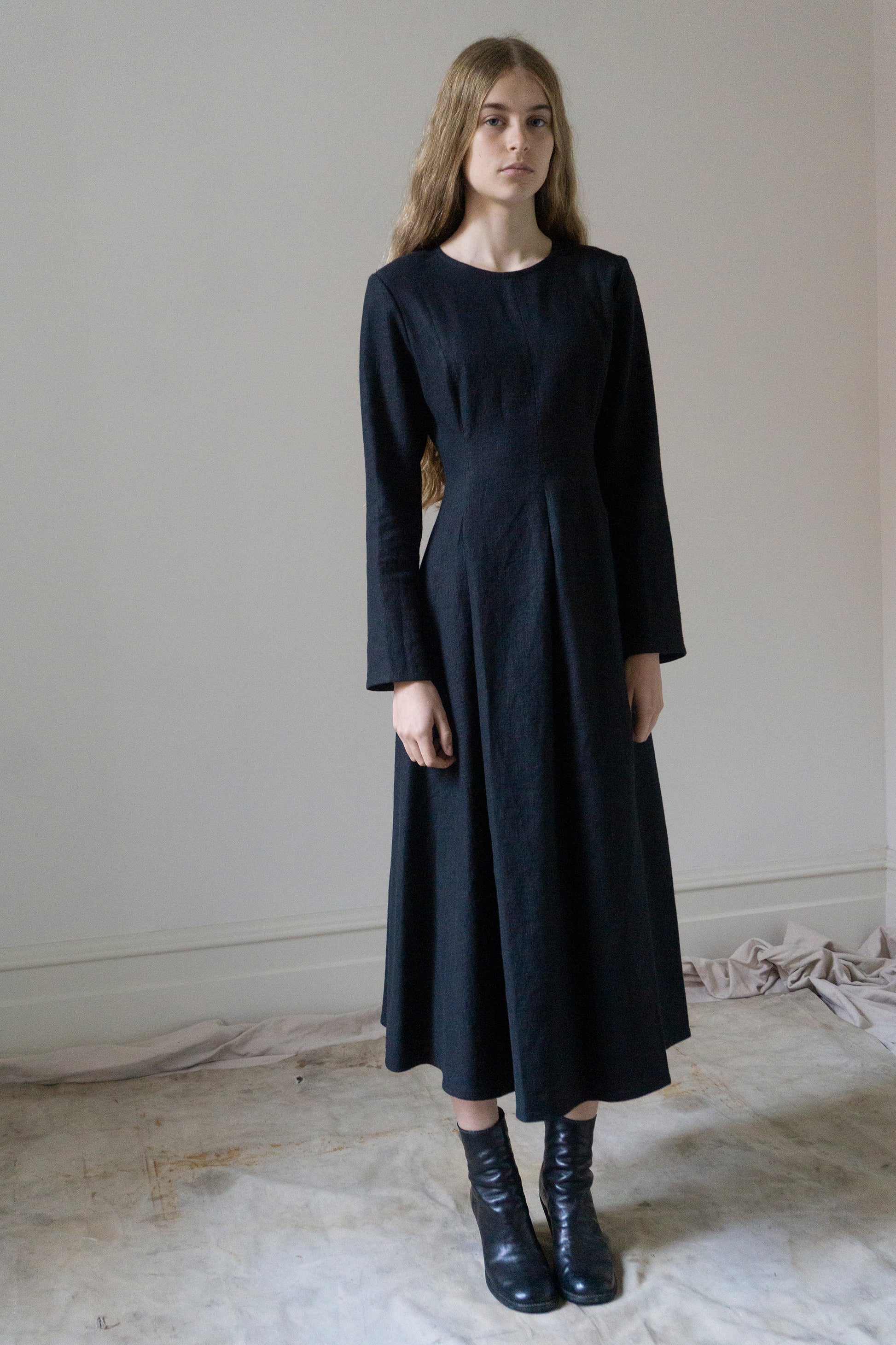 Theodora Linen Dress - Black