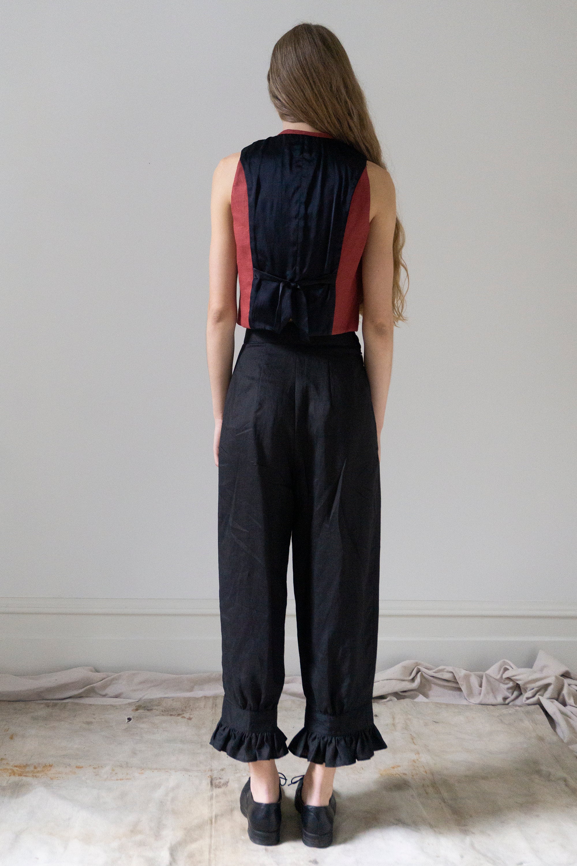 Tove Linen Waistcoat - Carmine